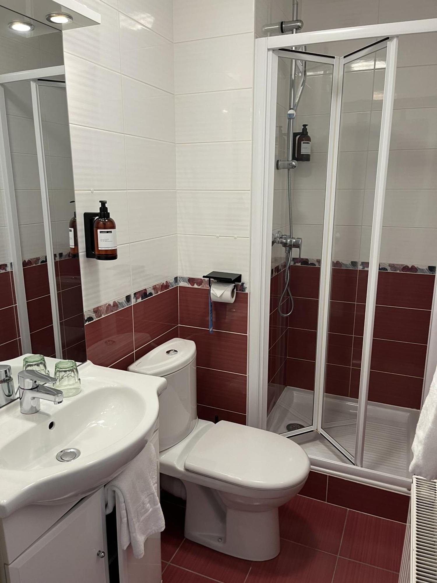 Economy Single Room