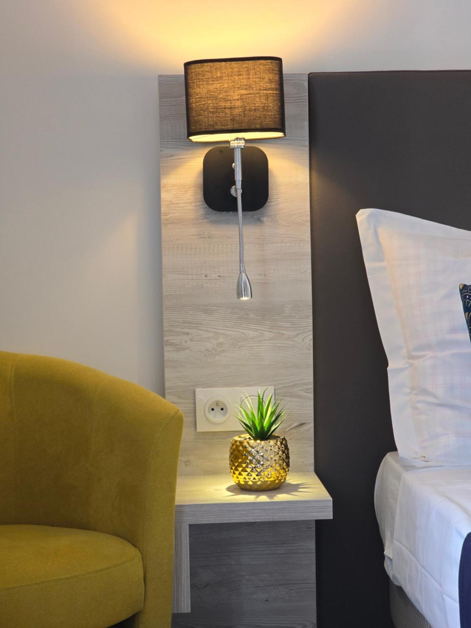Deluxe Double Room Bath