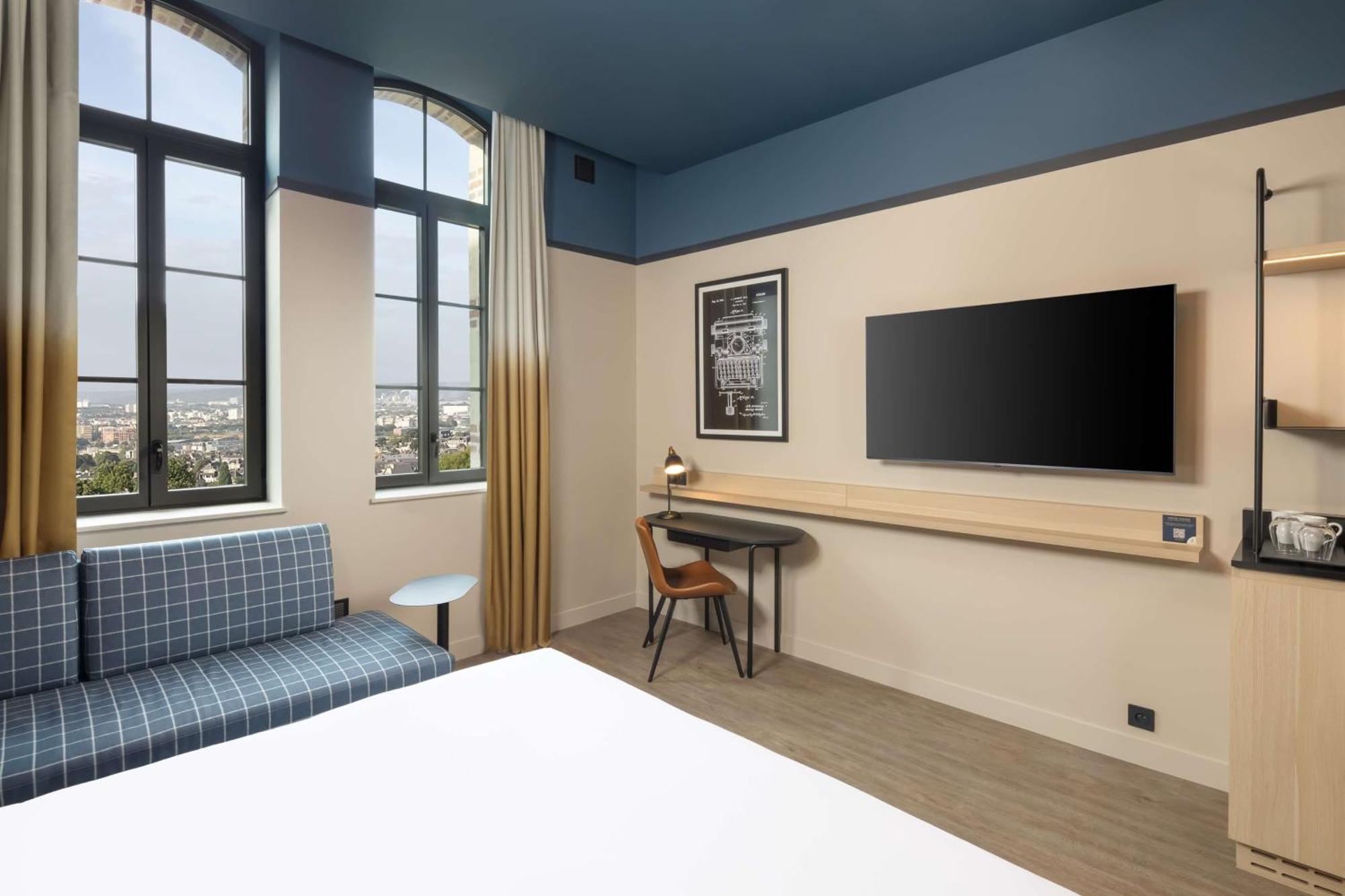 King Room Garden View