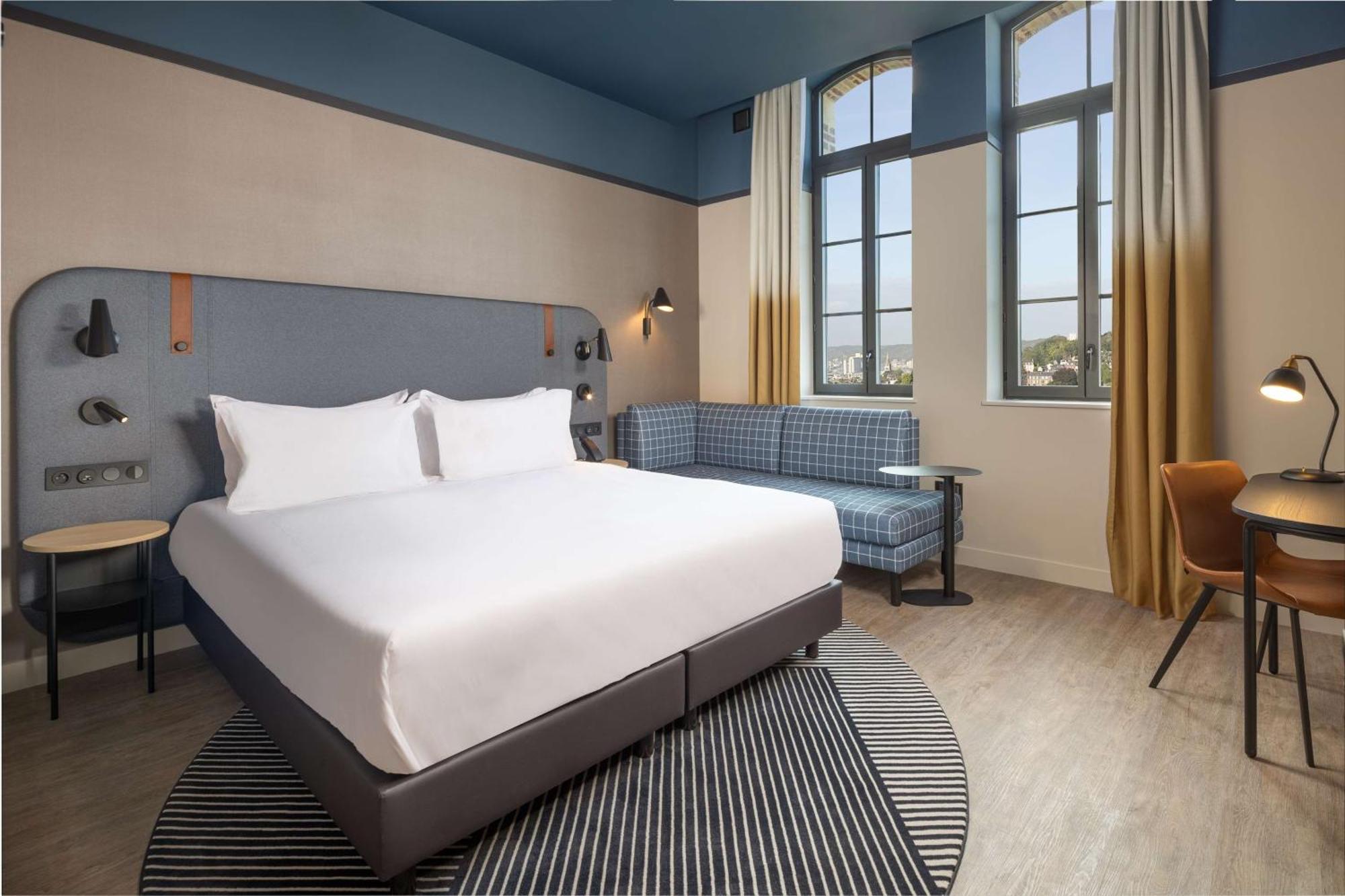 King Room Garden View