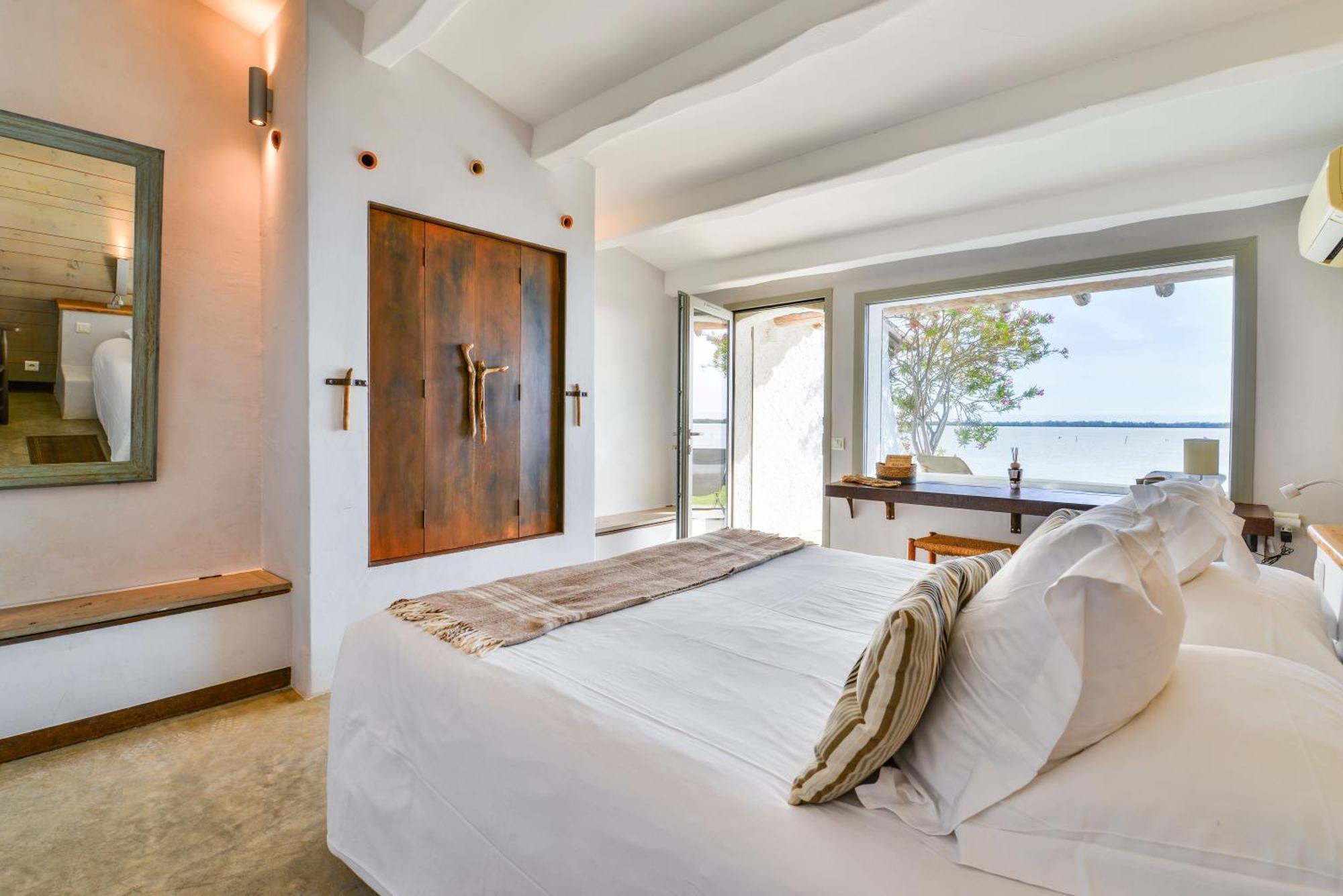 Superior Double Room Bath lake view
