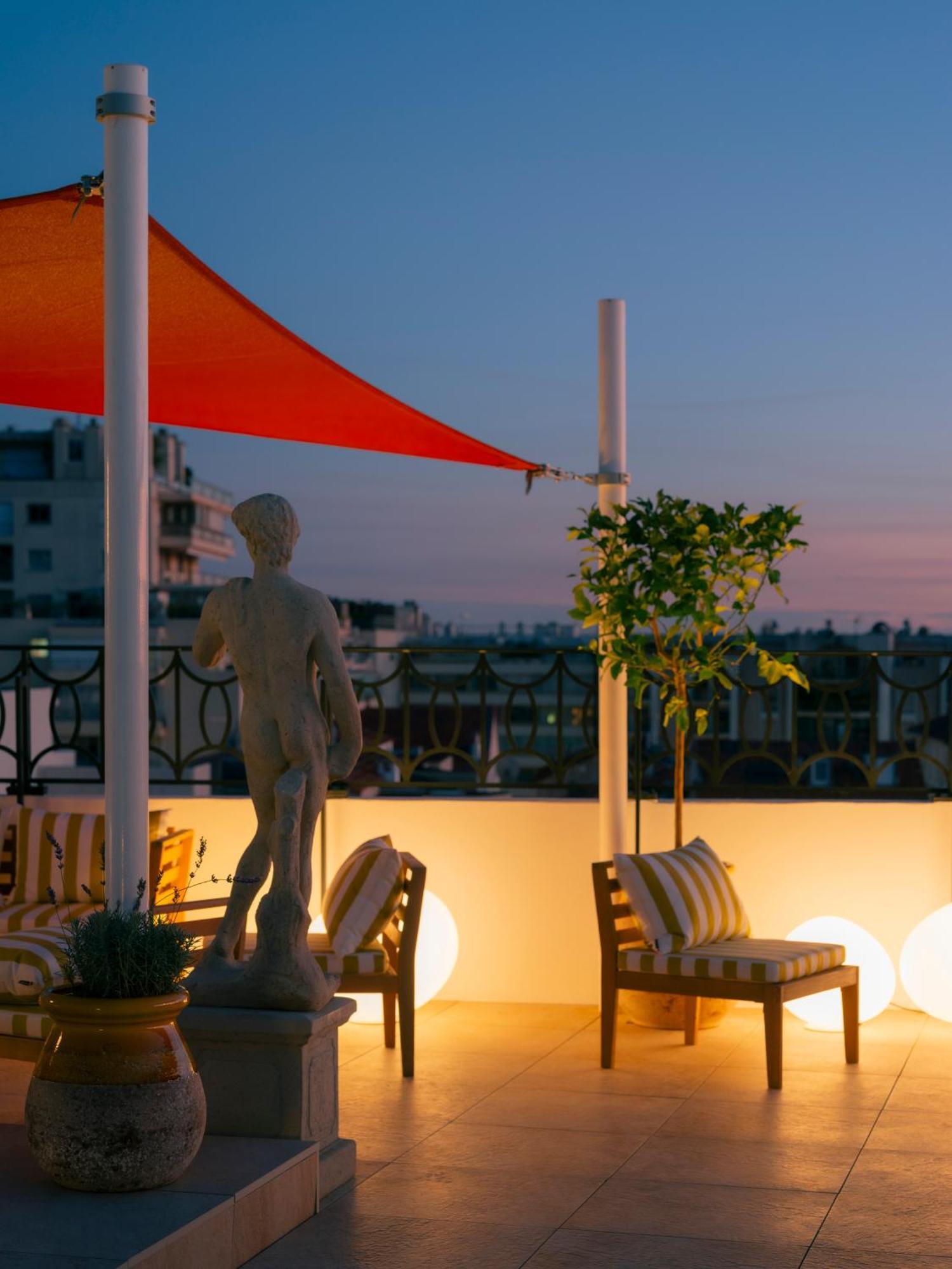 Penthouse Apartment