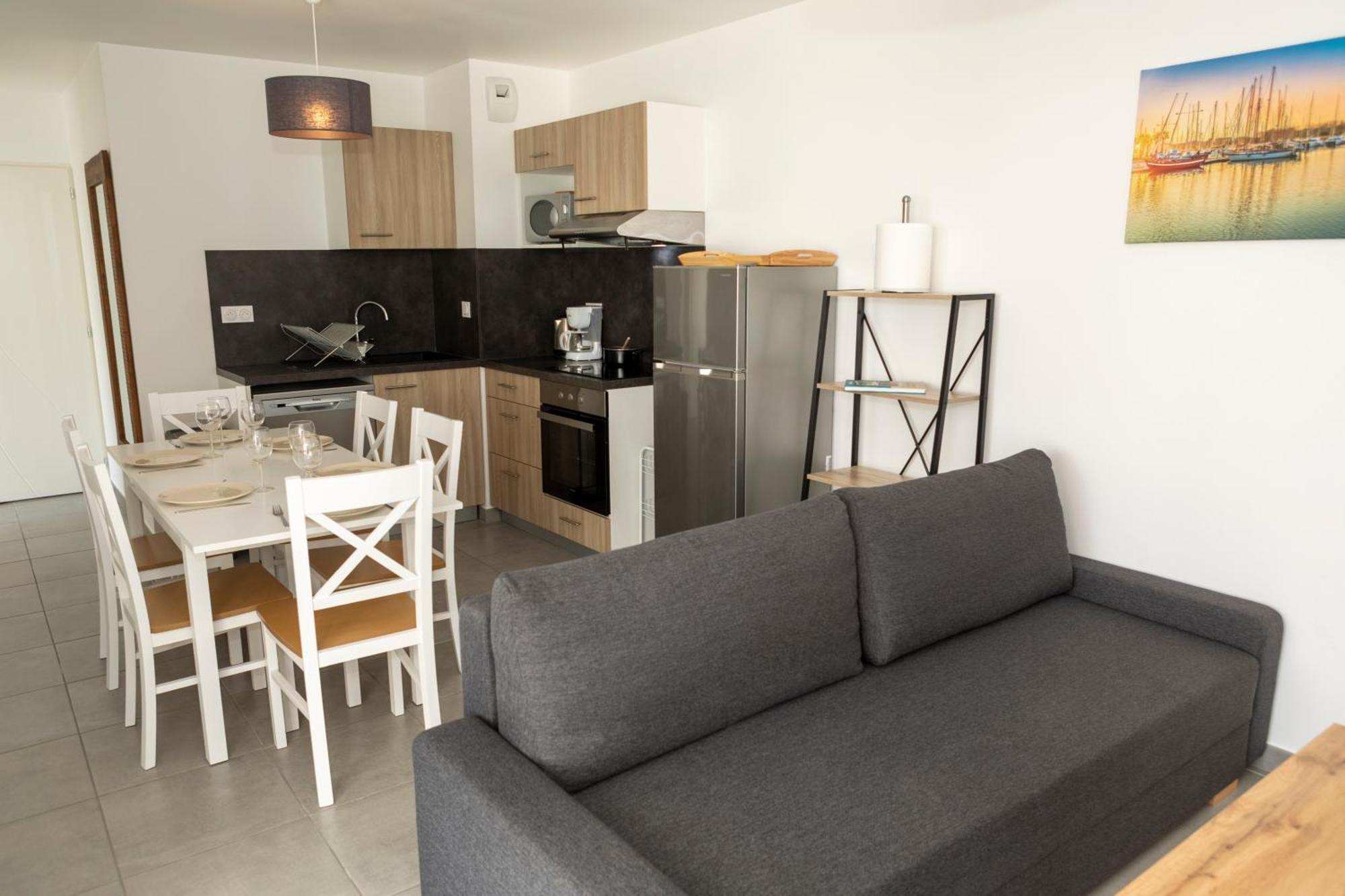 Two-Bedroom Apartment Garden View