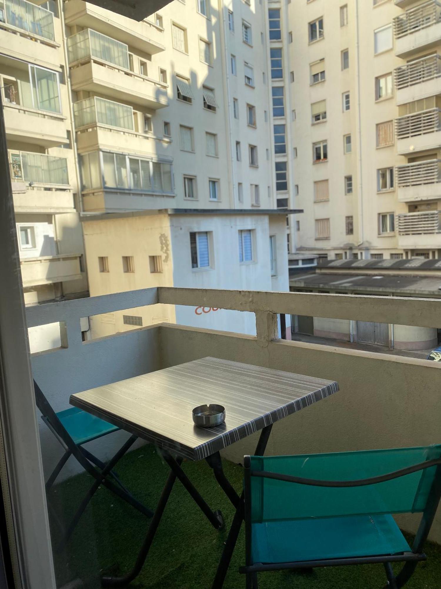 Single Room Balcony