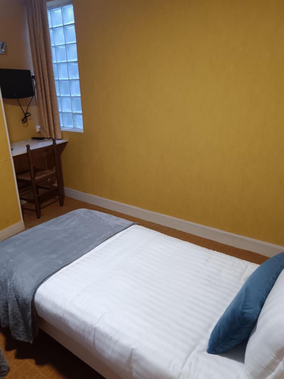 Large Single Room