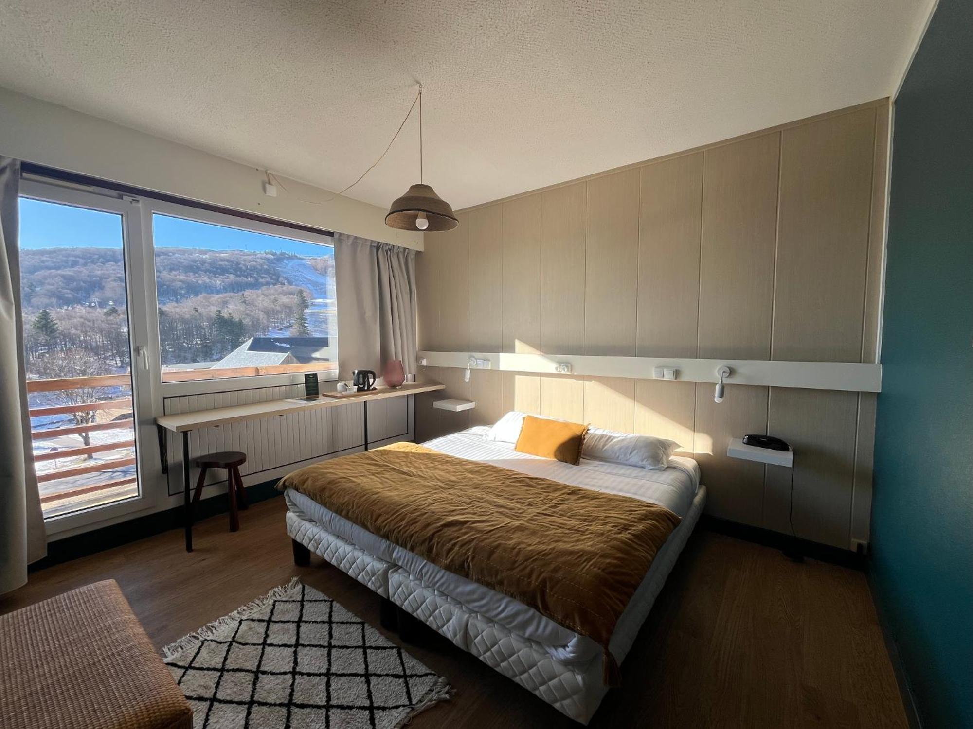 Double Room with Mountain View,1628727841:JPEG