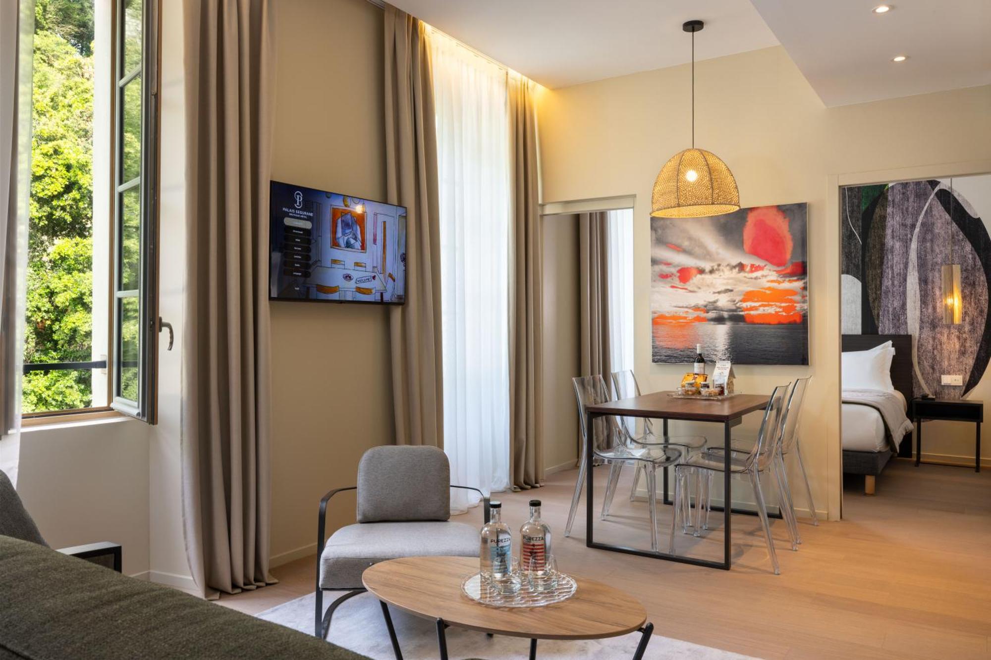 Deluxe Suite Balcony