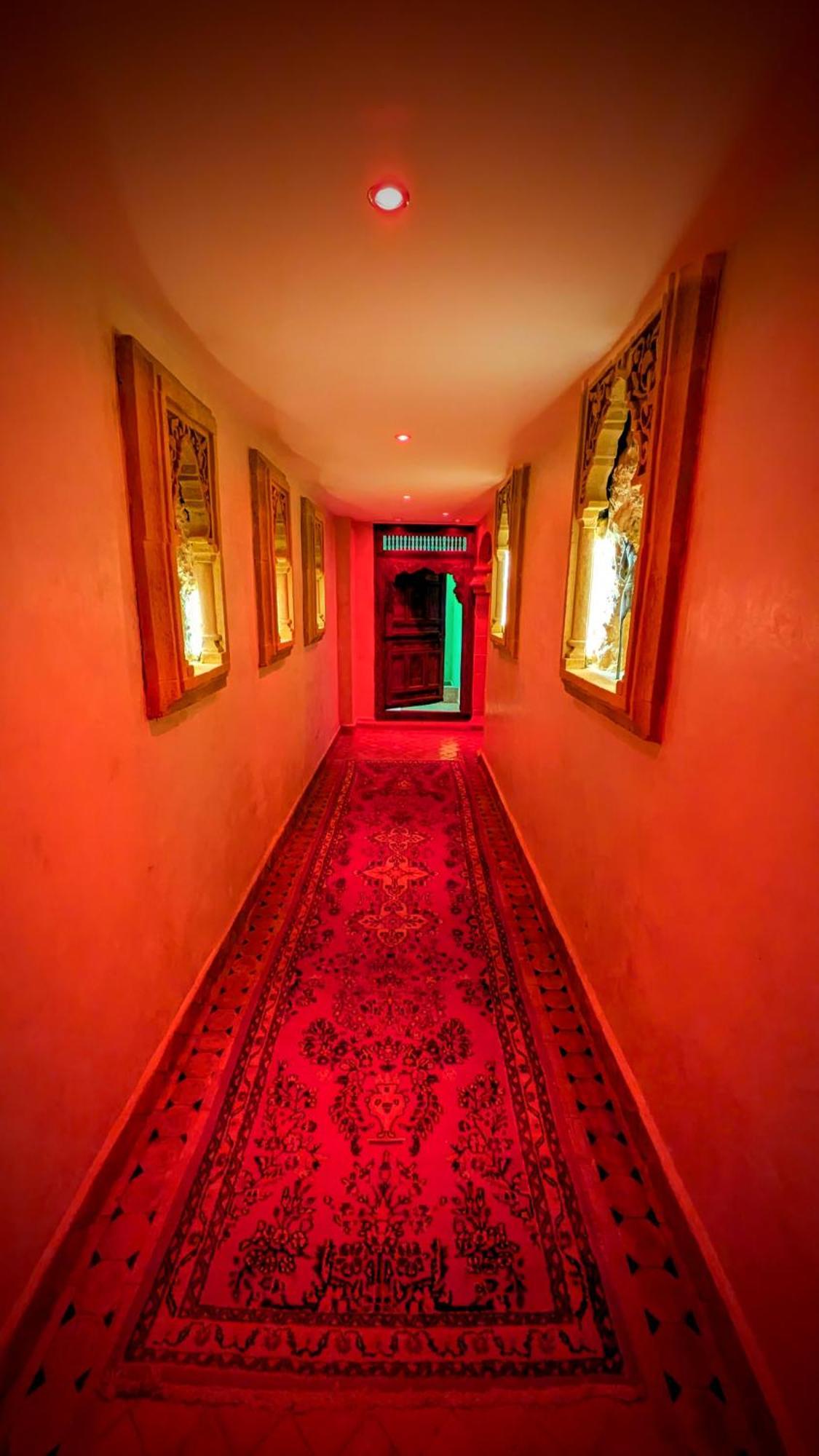 Deluxe King Suite