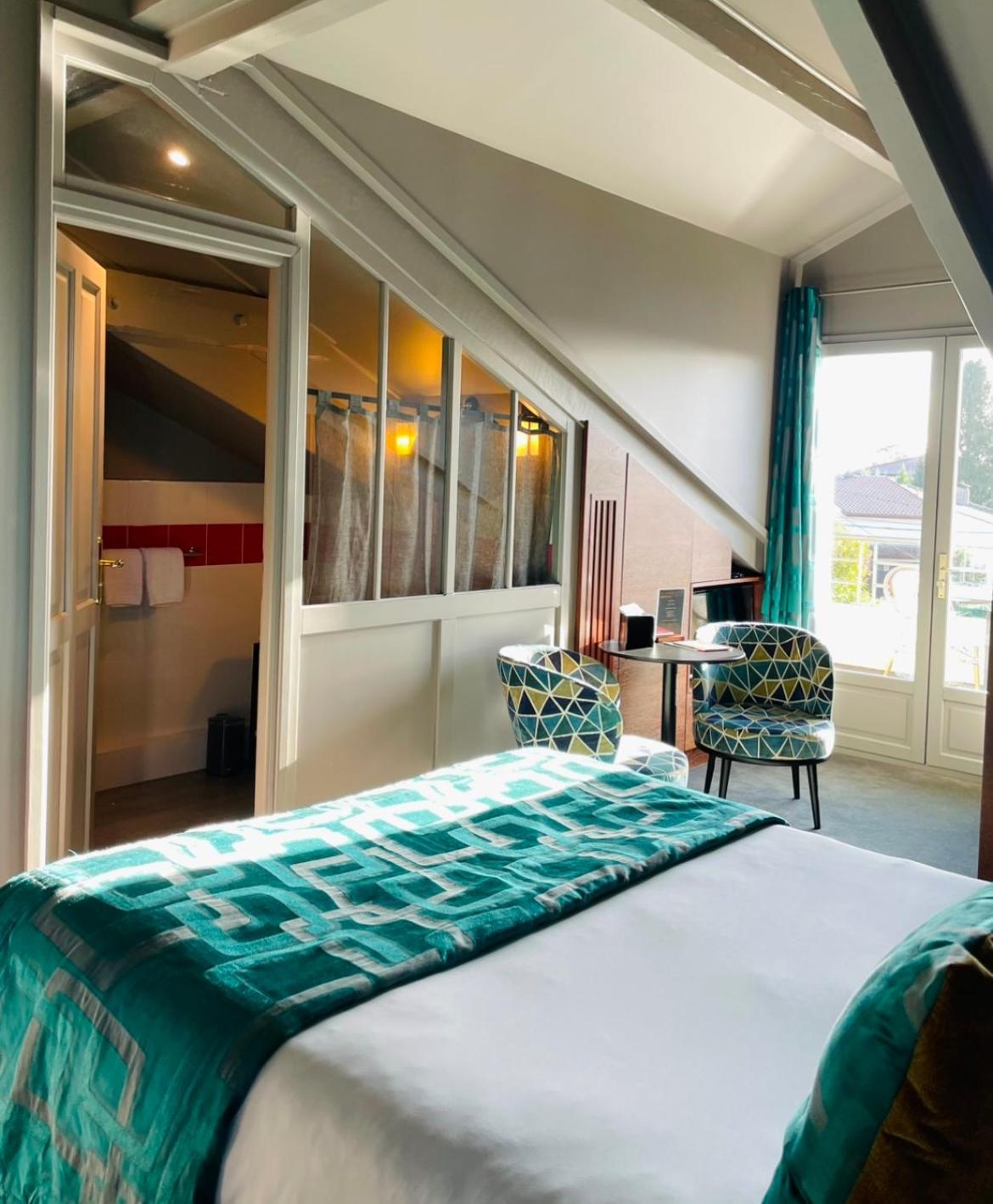 Deluxe Double Room Balcony,1632327215:JPEG