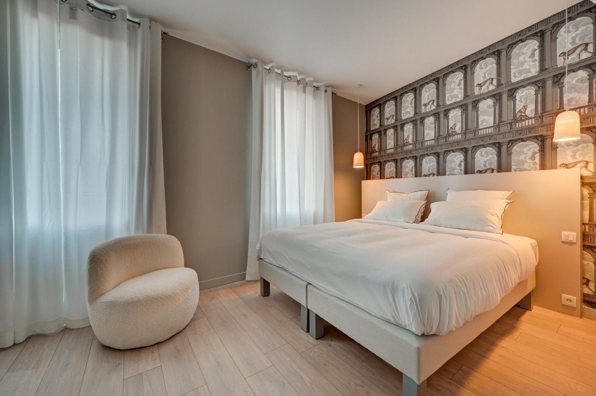 Superior Queen Room