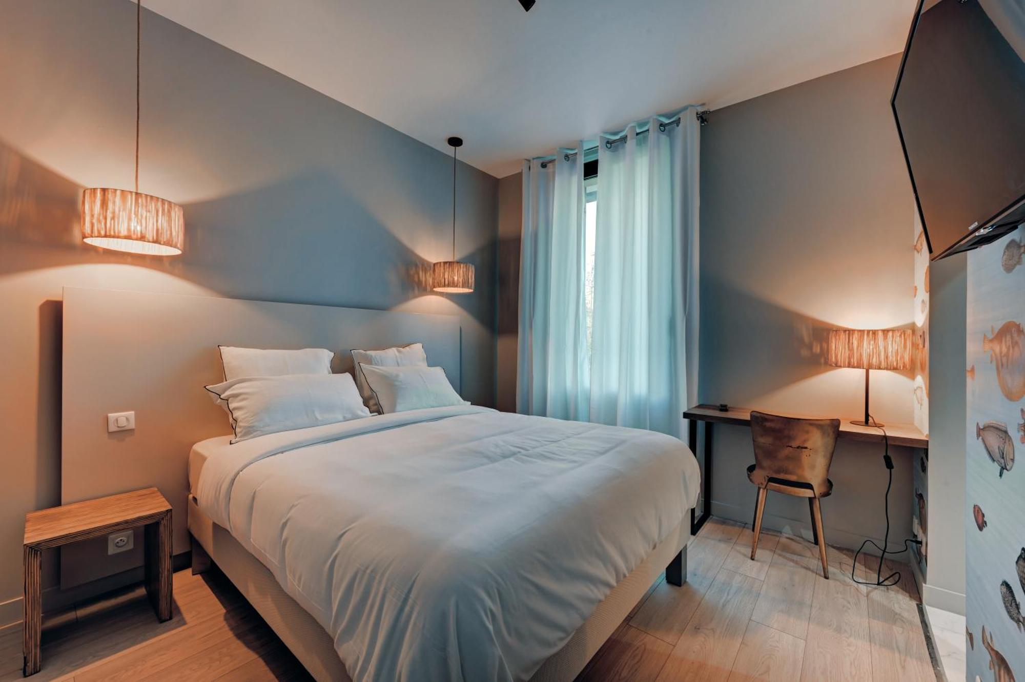Superior Queen Room
