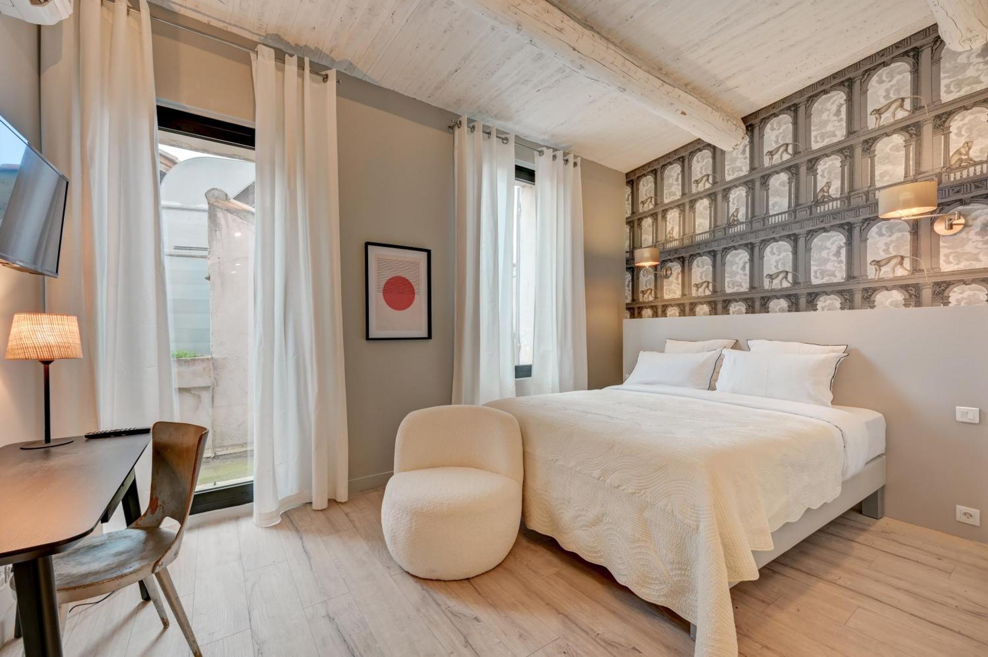 Superior Queen Room
