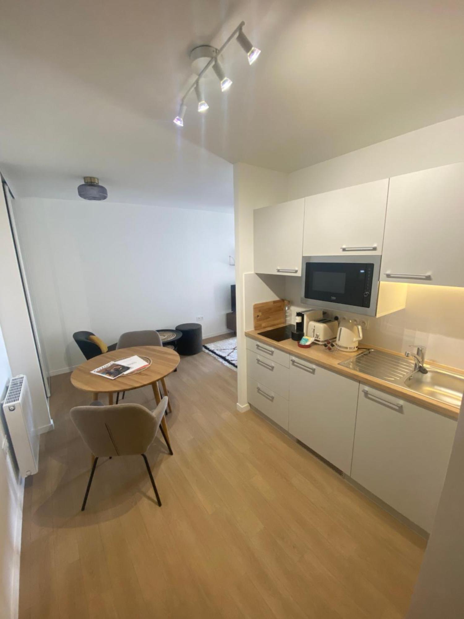 Studio Apartment