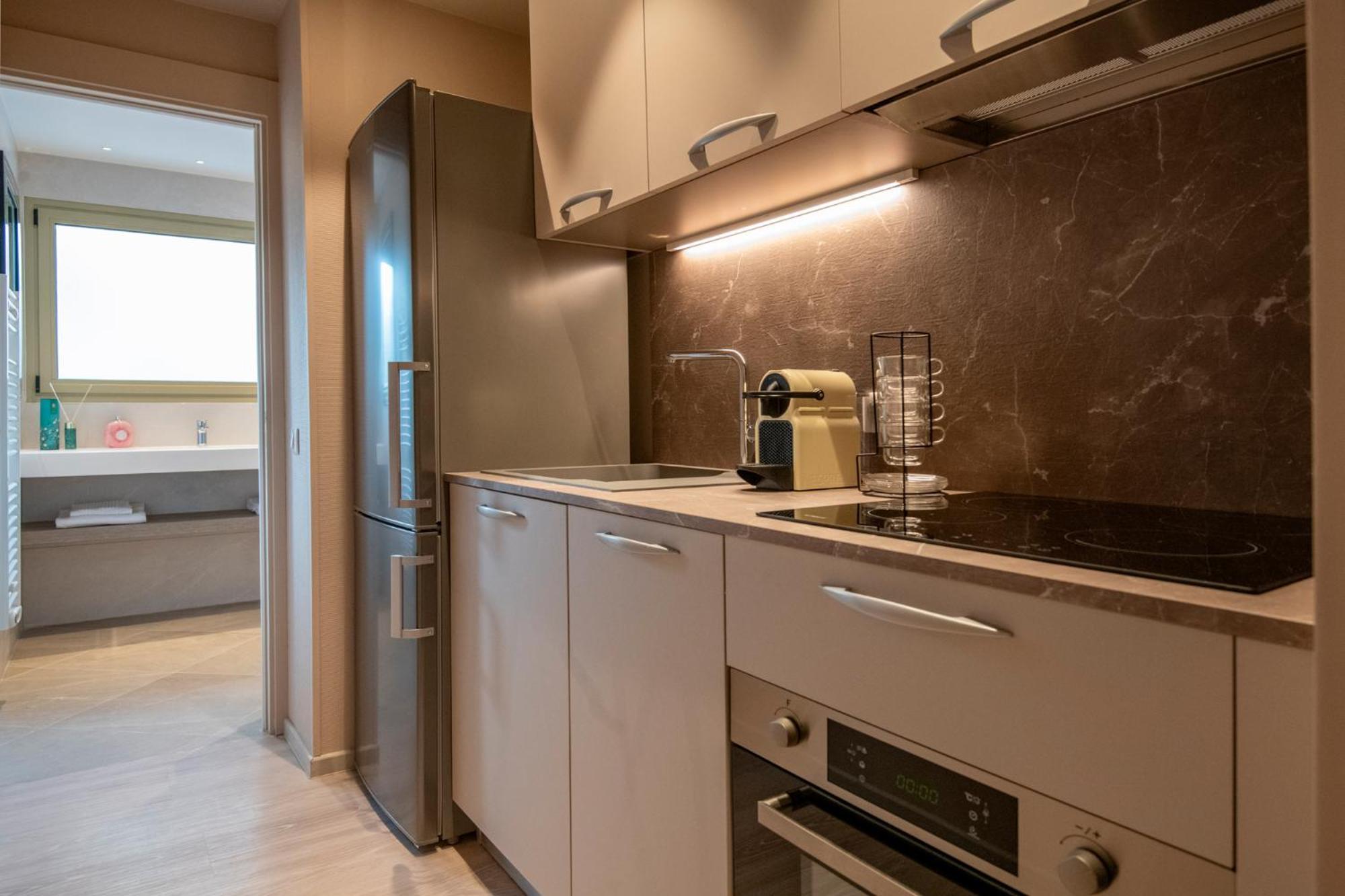 Deluxe Apartment