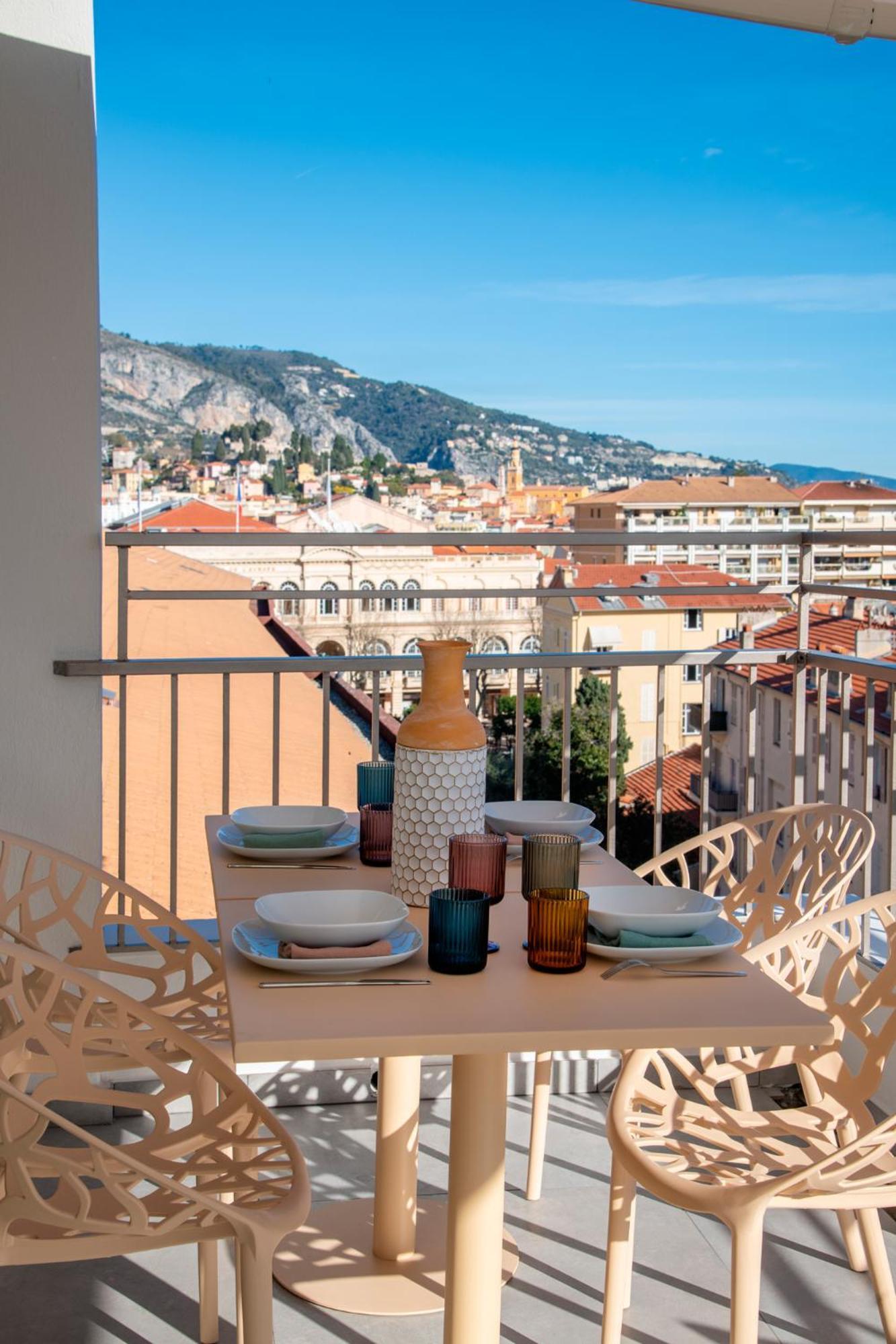 Studio Terrace