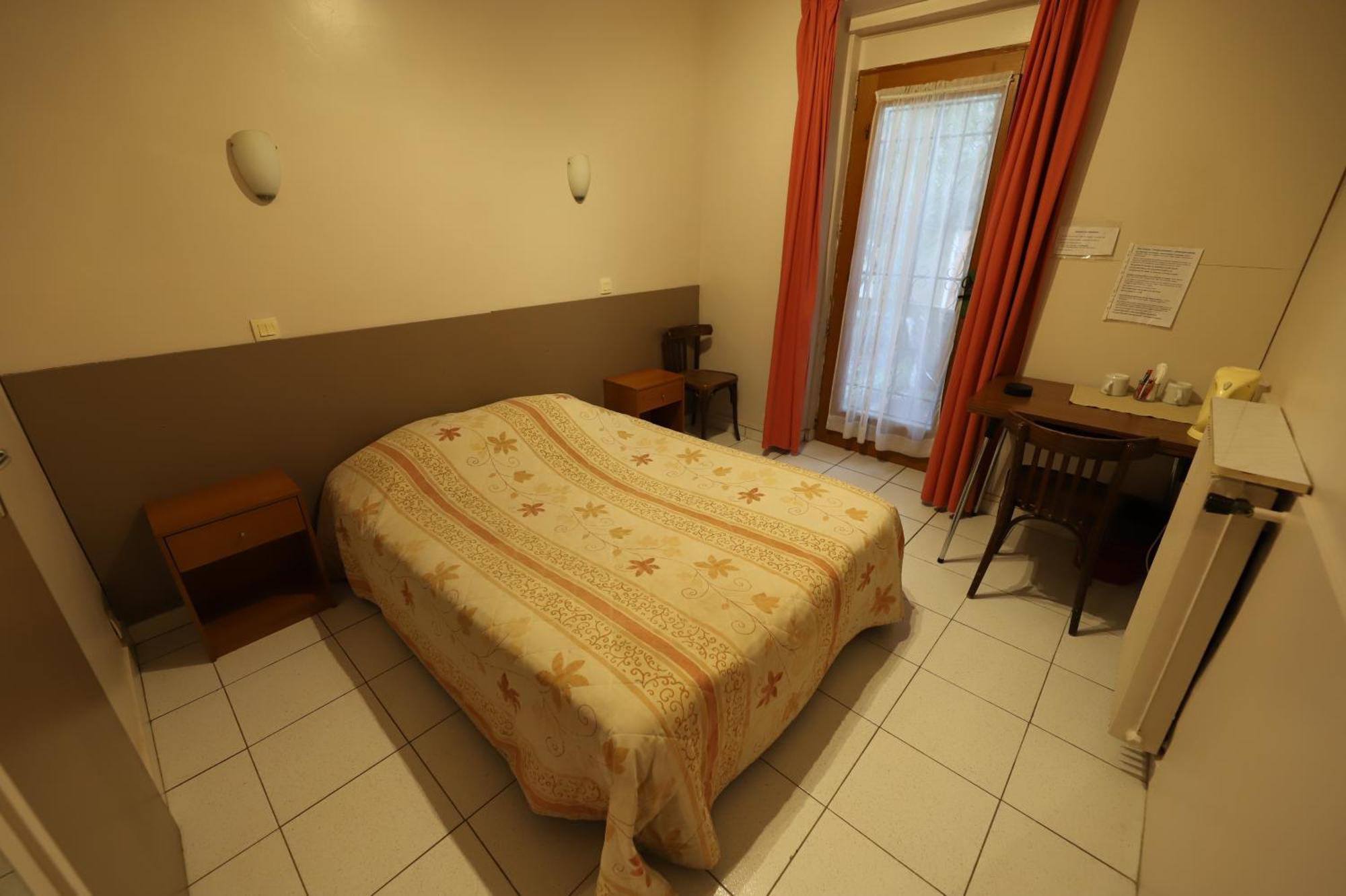 Economy Double Room