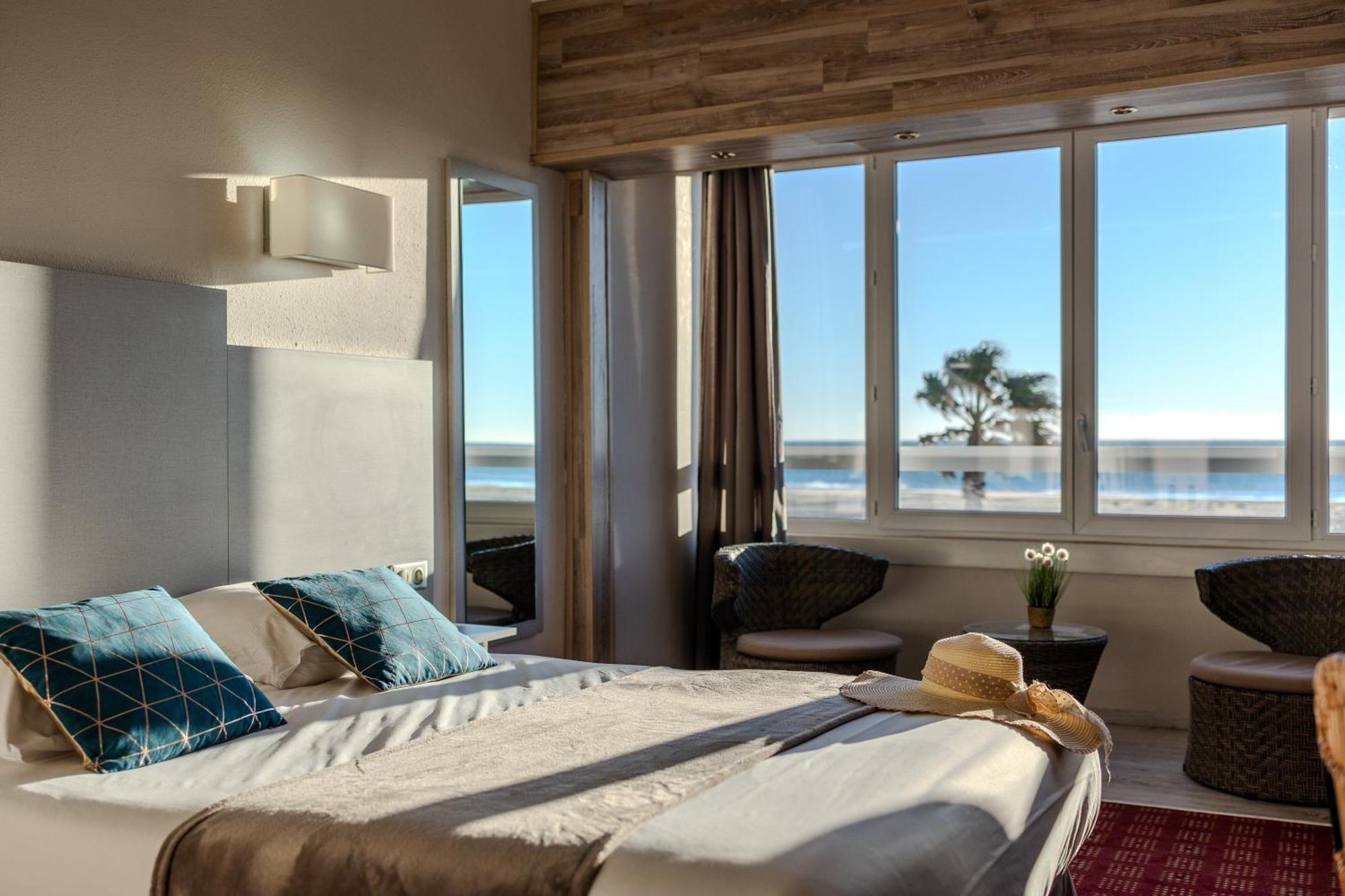 Double Room with Sea View,1642318124:JPEG