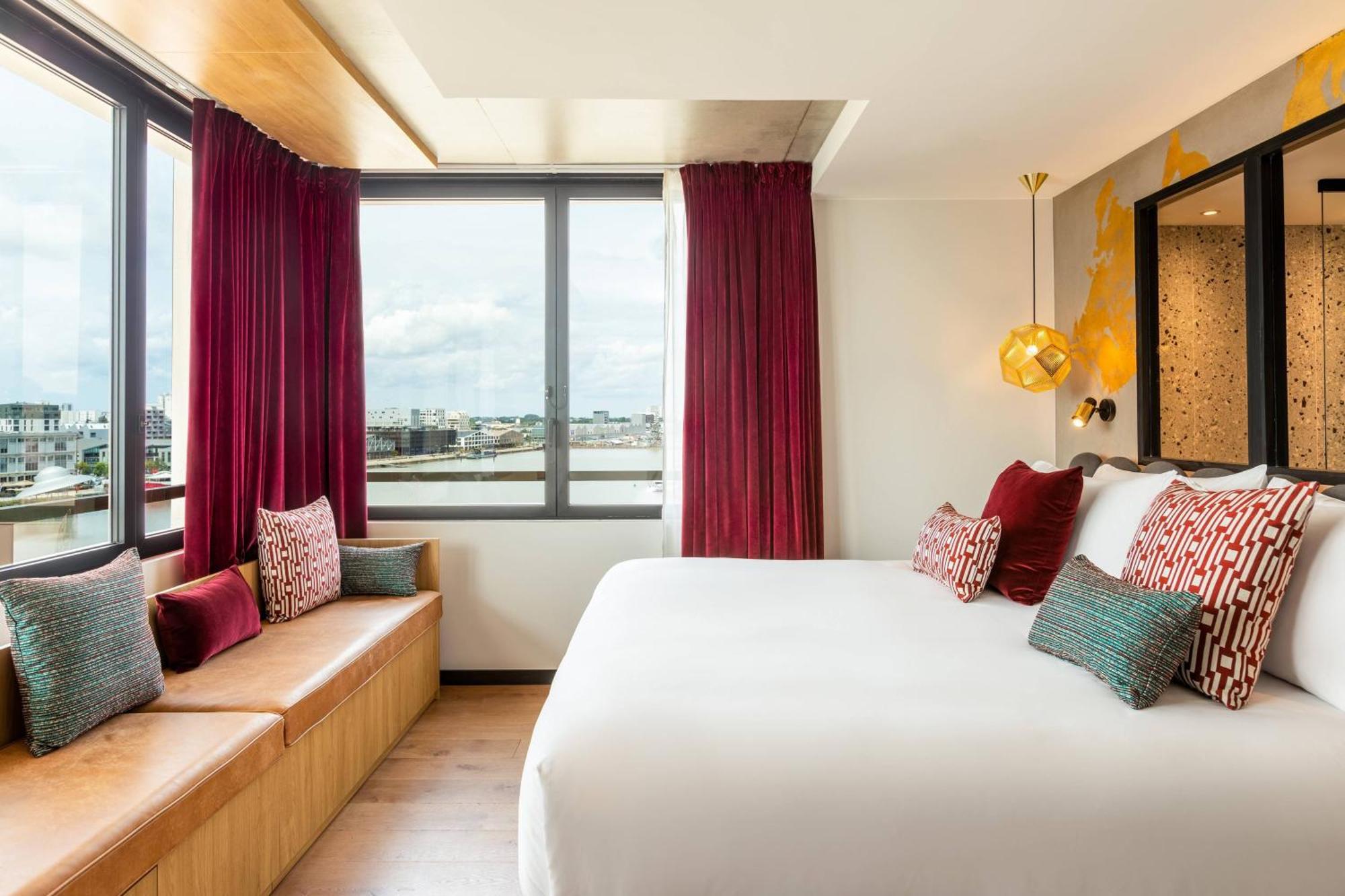 La Galerie Room, Larger Room with Queen Bed and City View,1643226931:JPEG