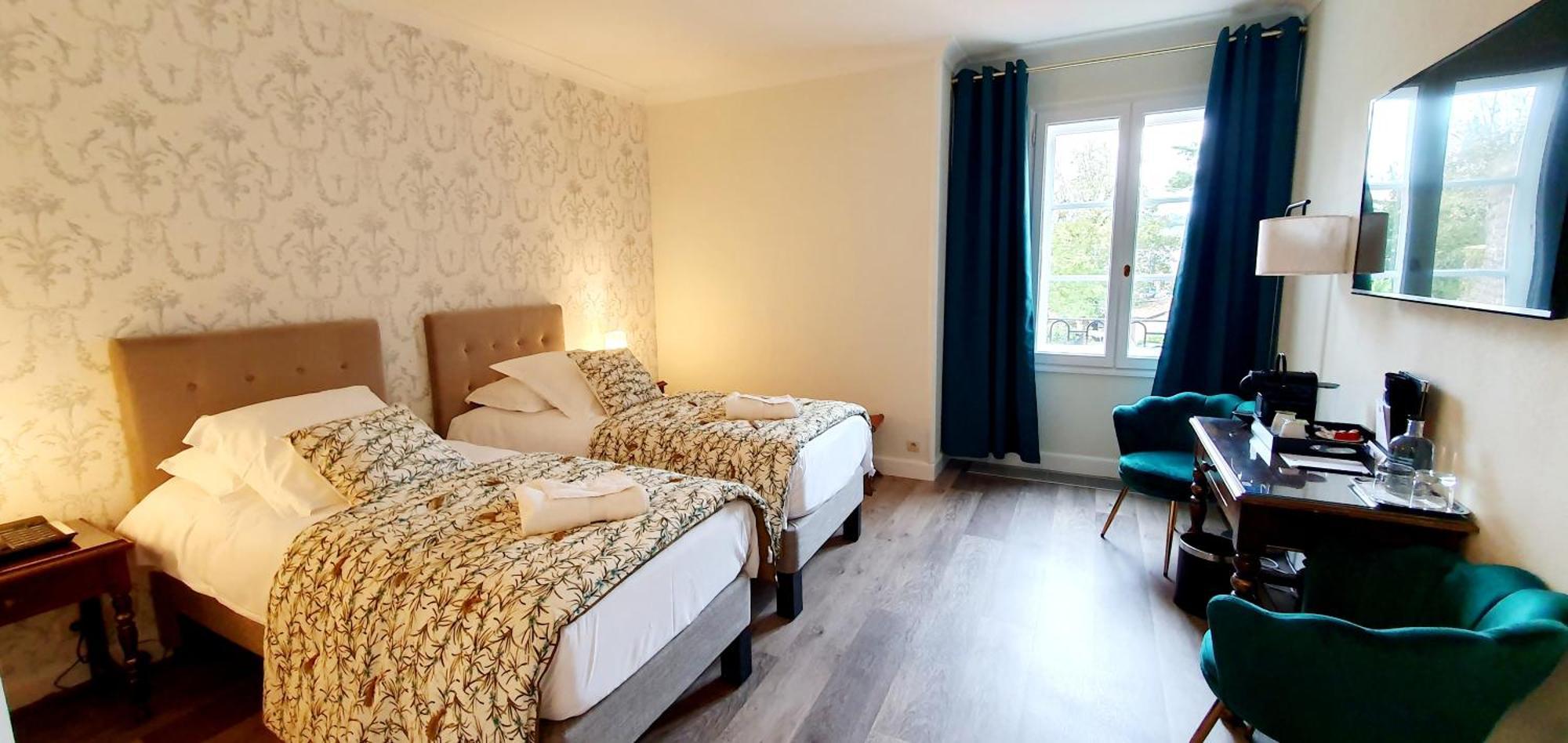 Superior Twin Room