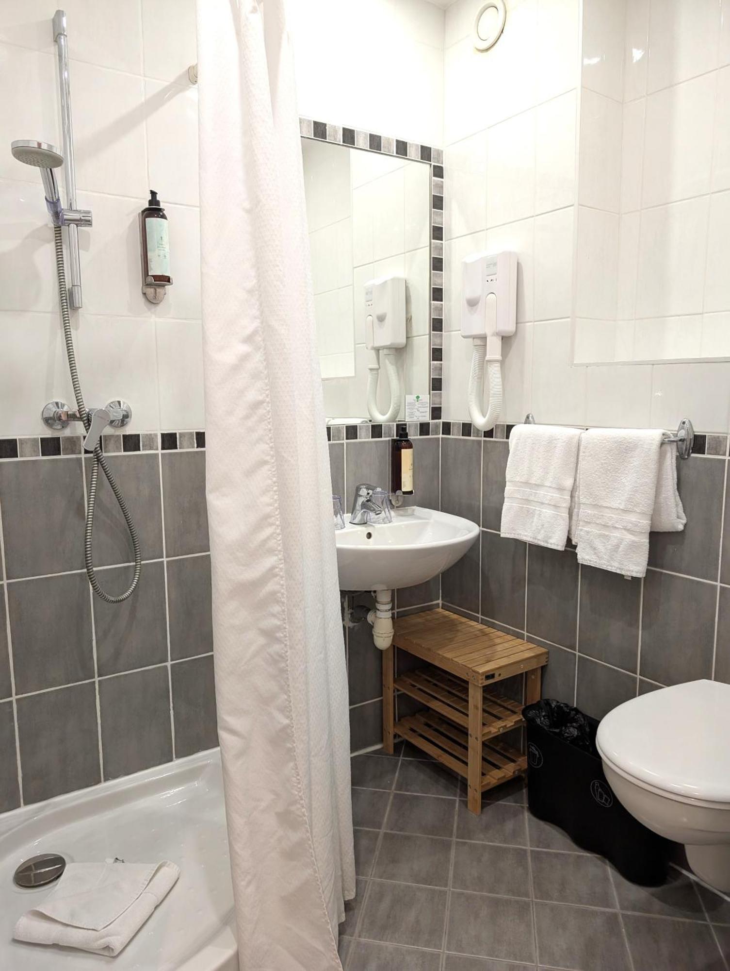 Quarto Twin