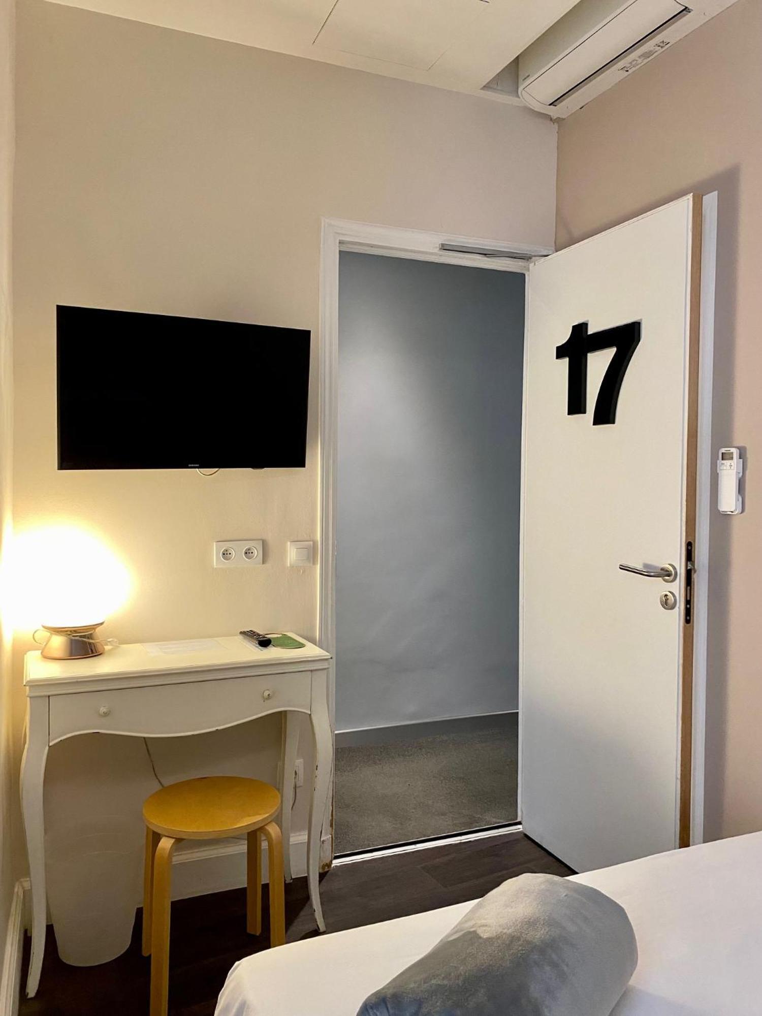 Economy Single Room