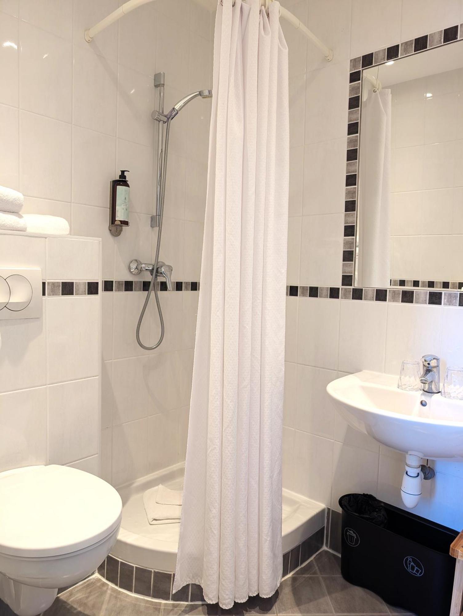 Quarto Duplo Standard