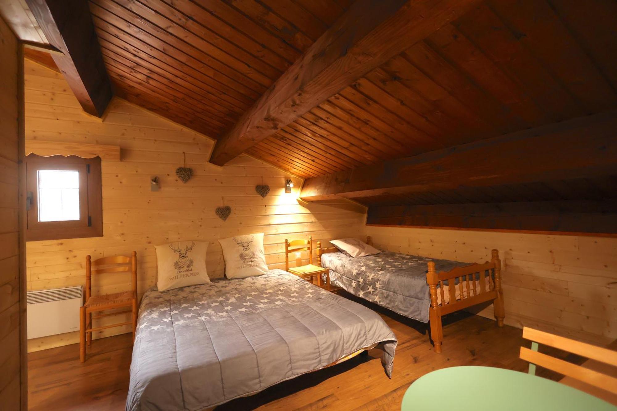 Double Room Private Bathroom