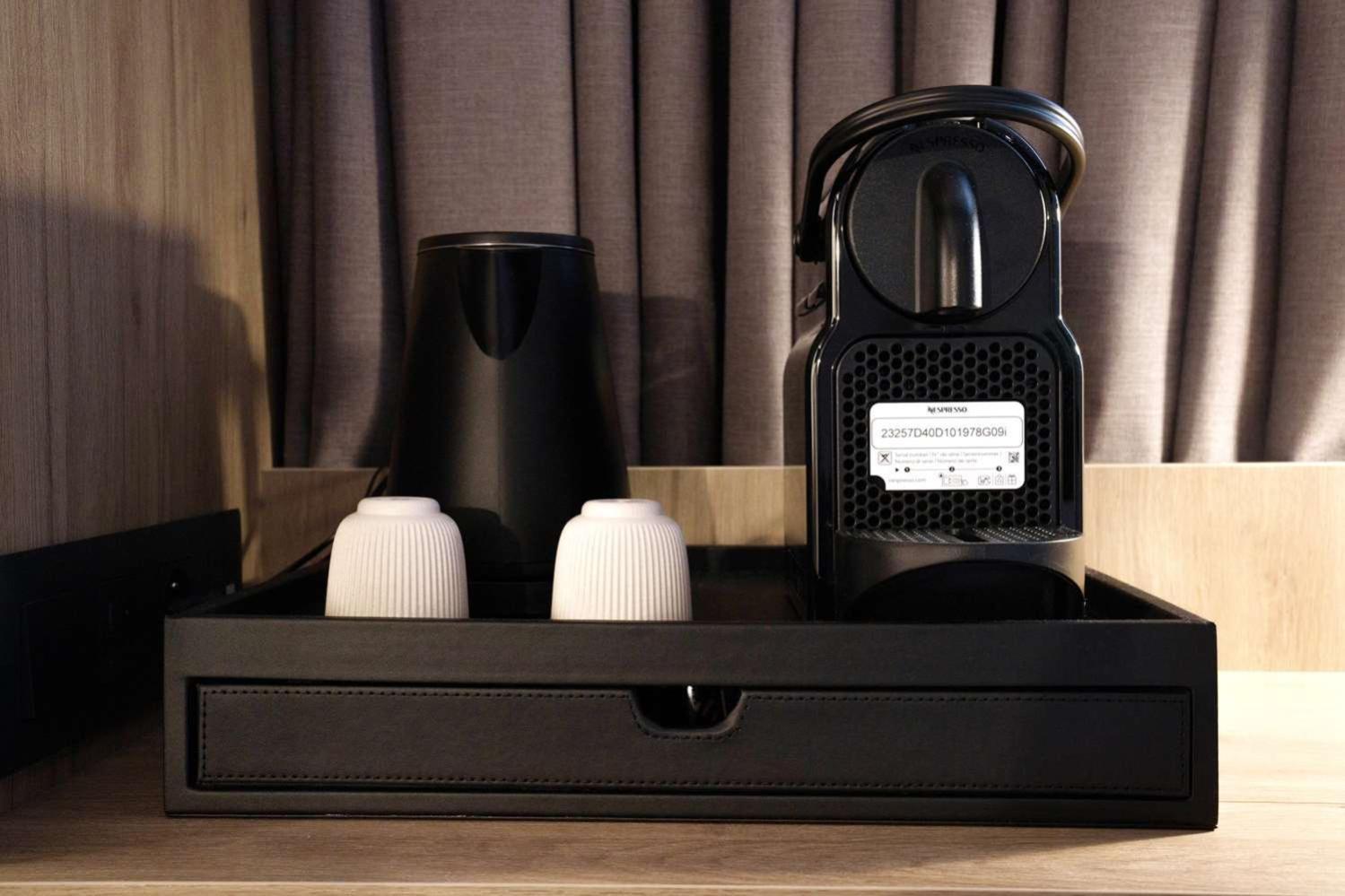 Superior Room 1 King Bed