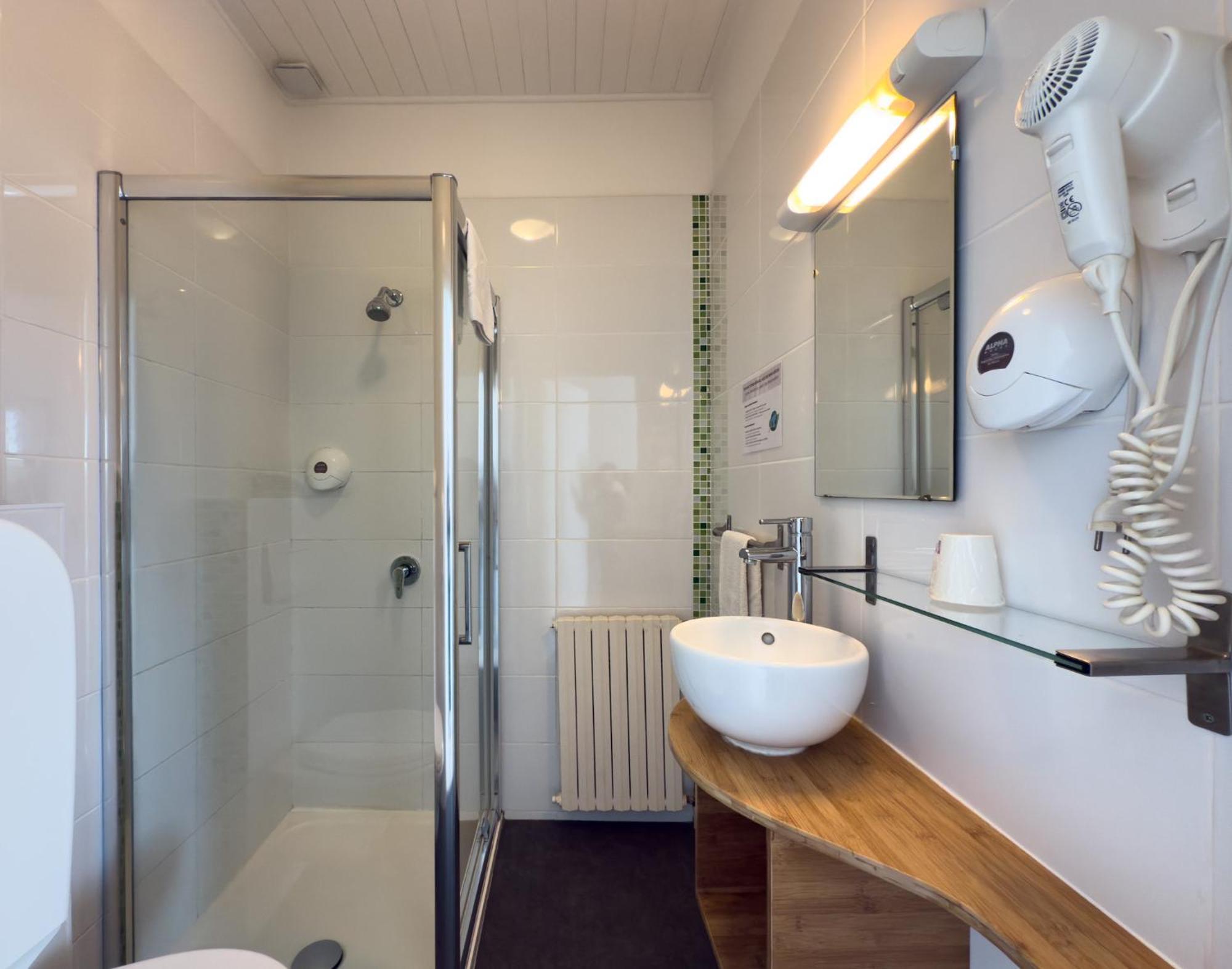 Double Room,1669011763:JPEG