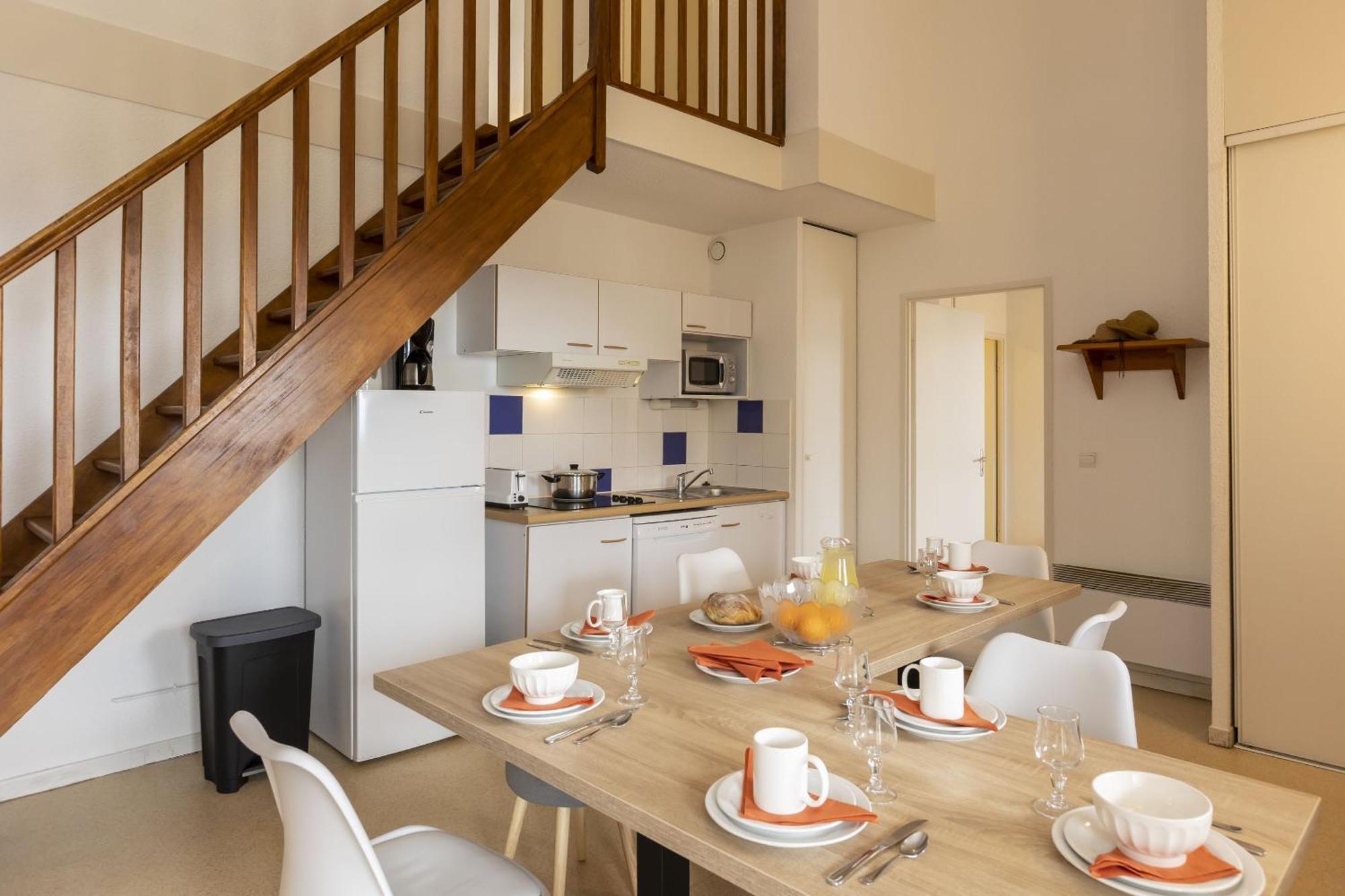 4 Room Apartment Duplex Standard 7 or