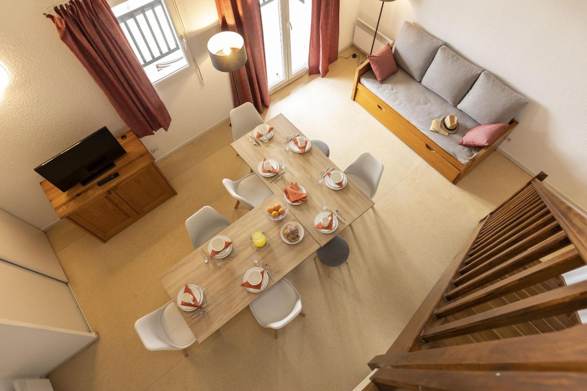 4 Room Apartment Duplex Standard 7 or