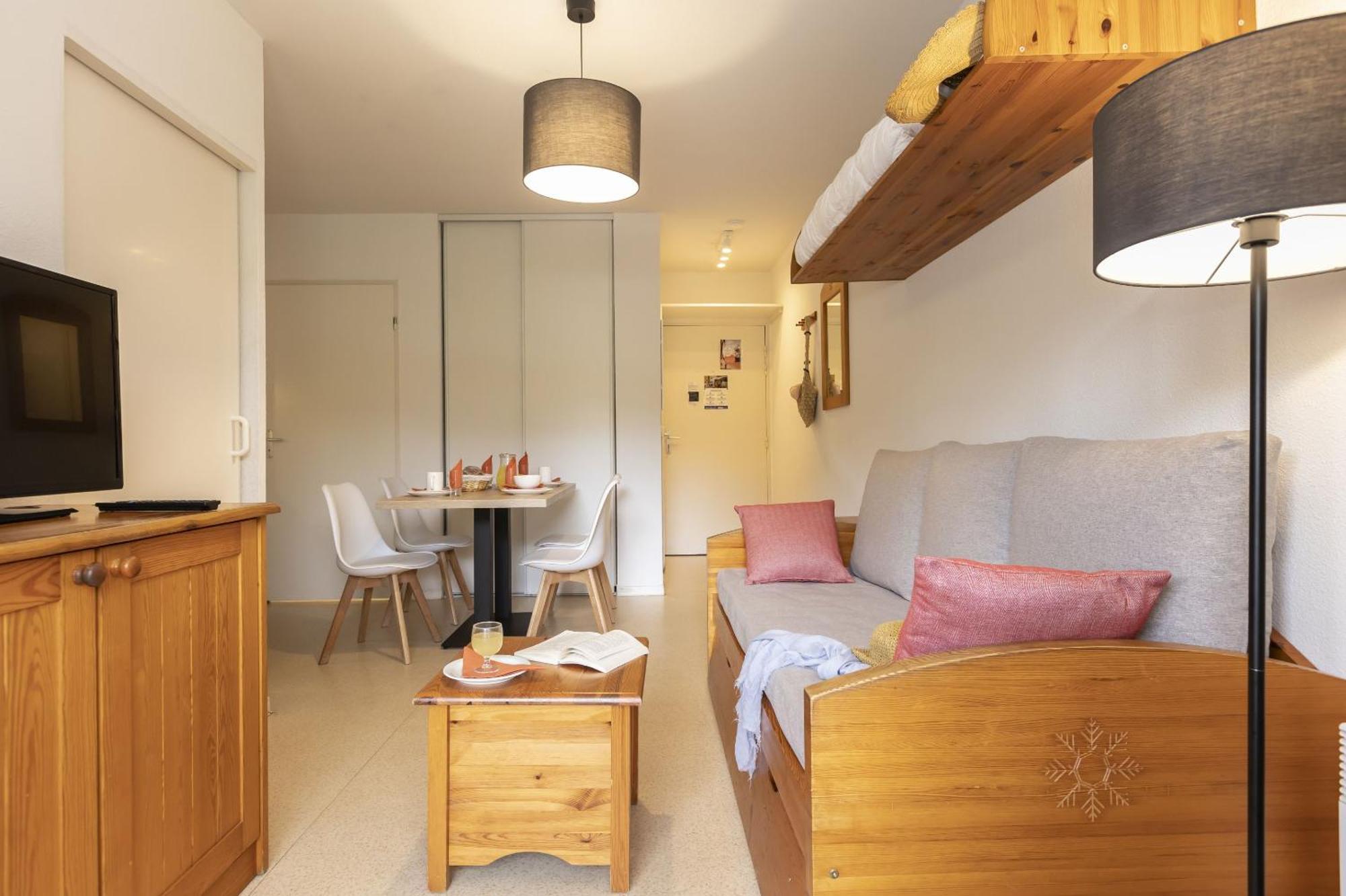 Studio Cabin