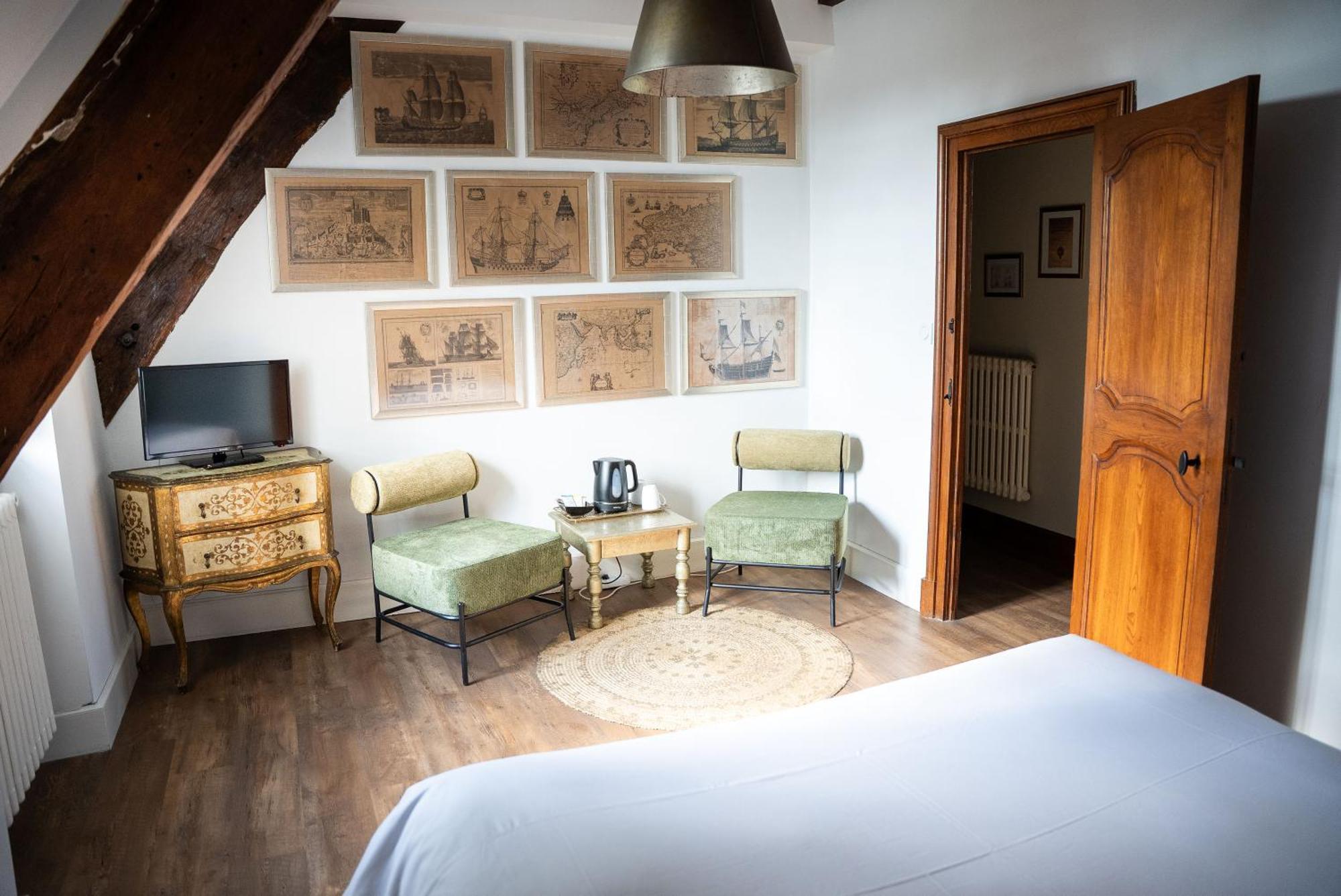 Queen Suite