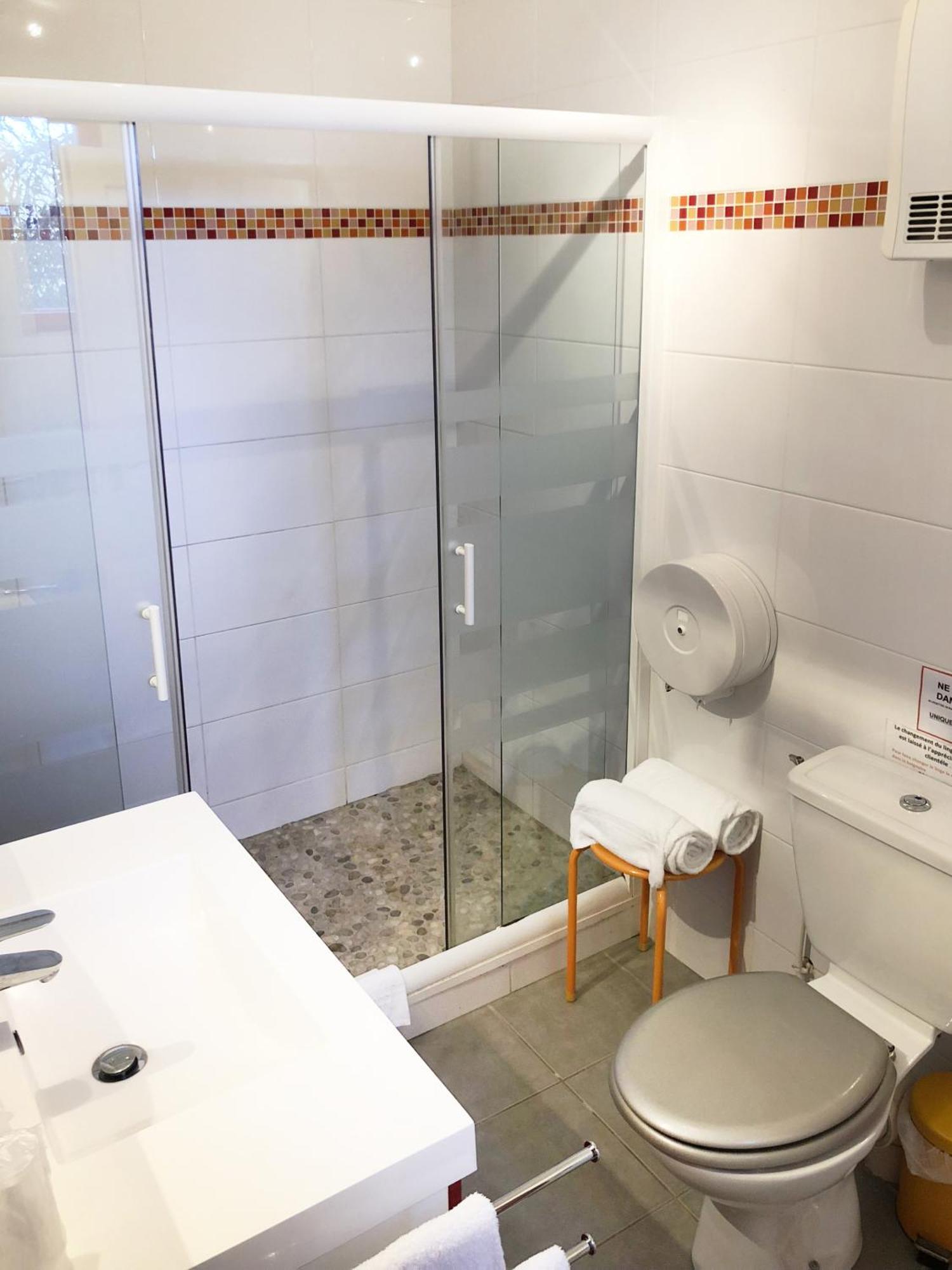 Double Room Private Bathroom
