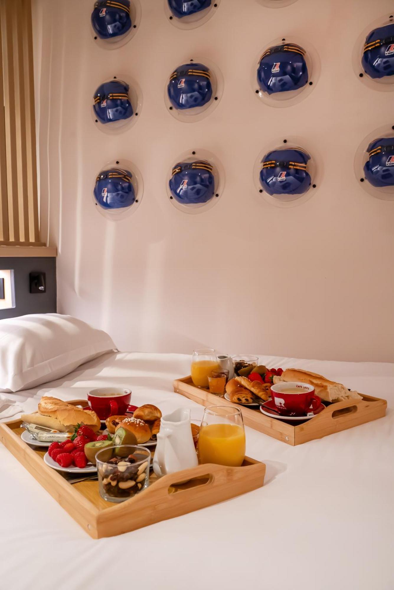 Large Double Room