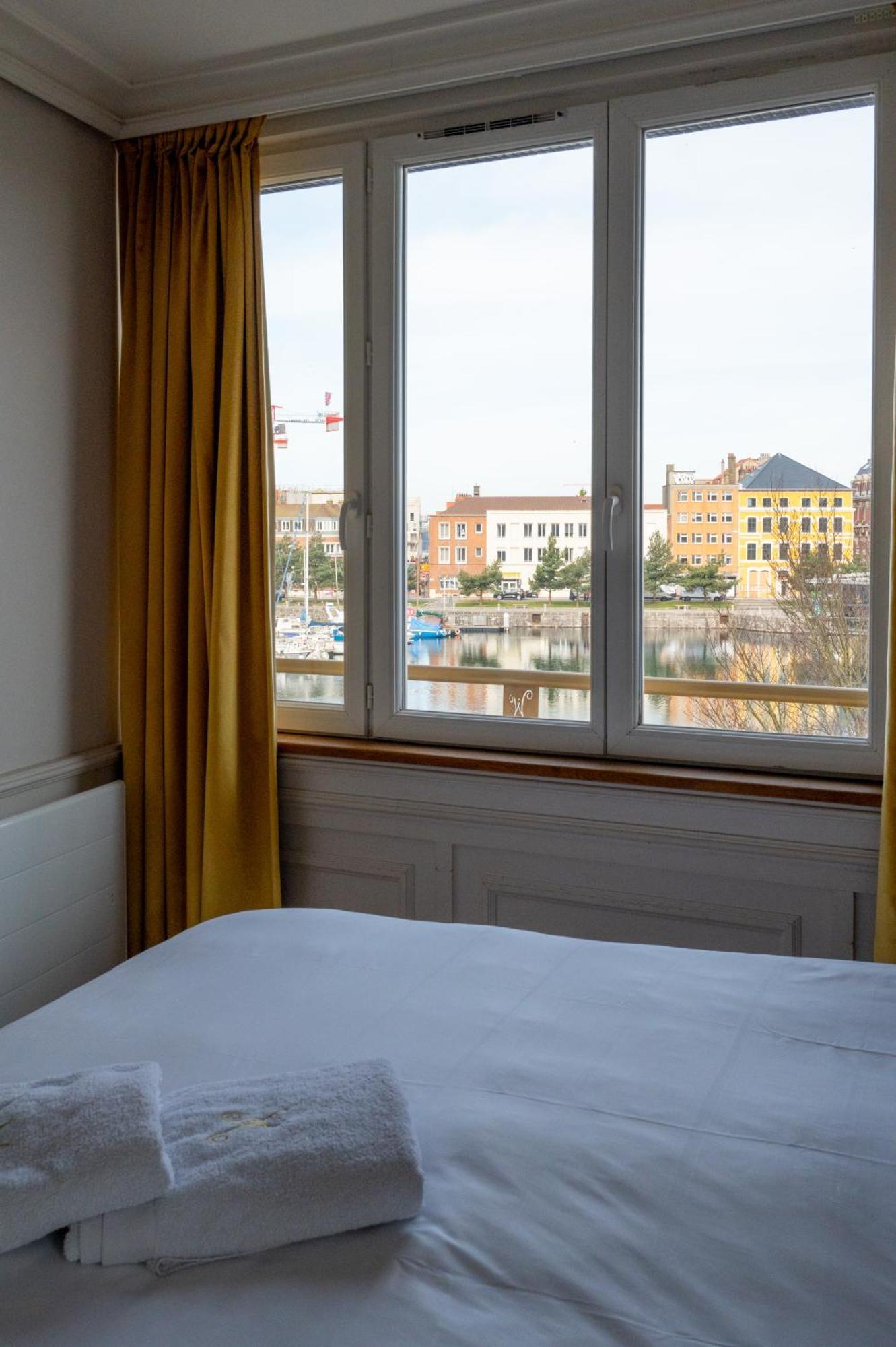 Double Room Port View