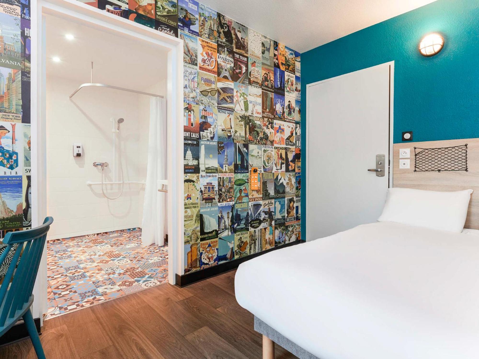 Cabrio Room Private Bathroom