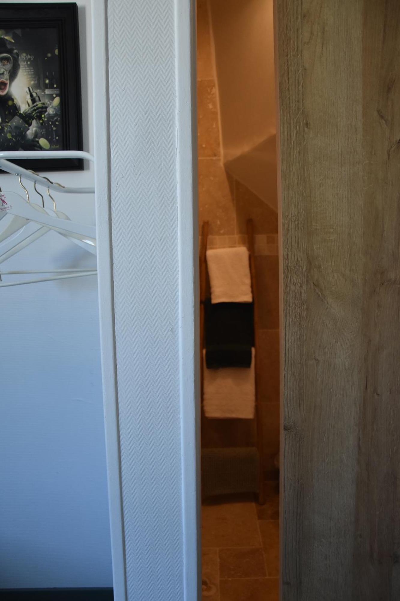 Double Room Private Bathroom