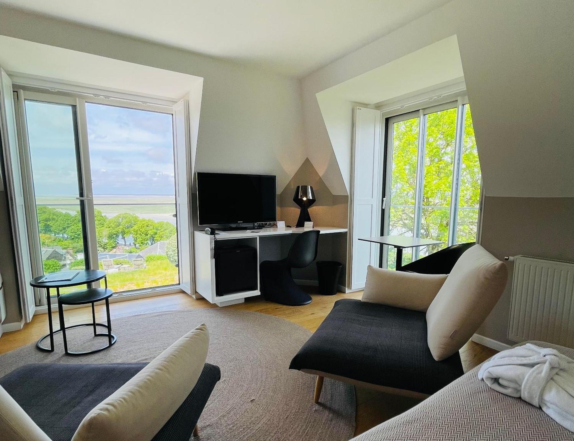 Luxury Suite Sea View