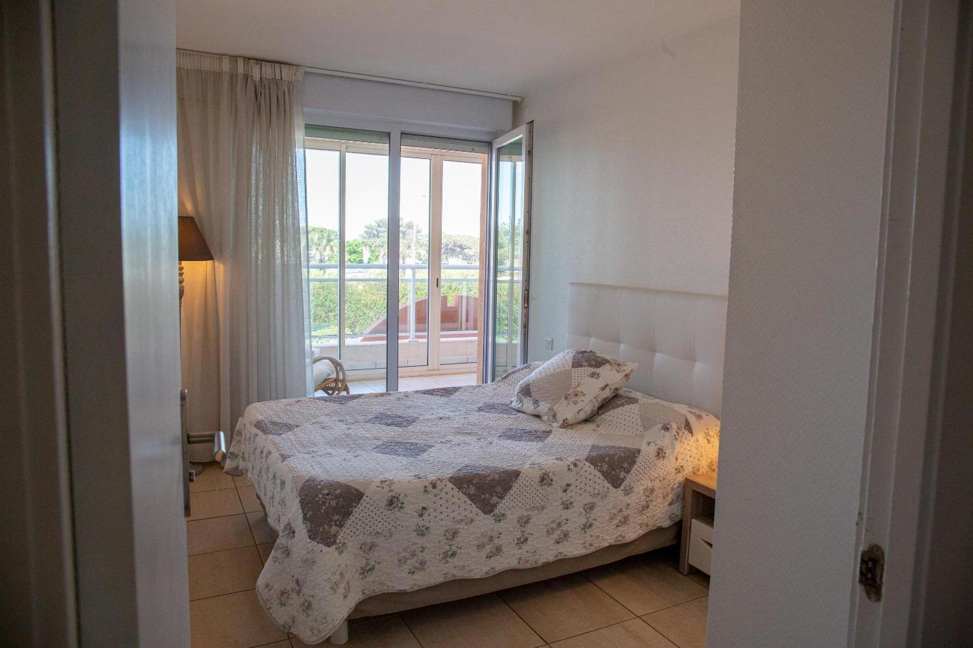 Three-Bedroom Apartment Sea View