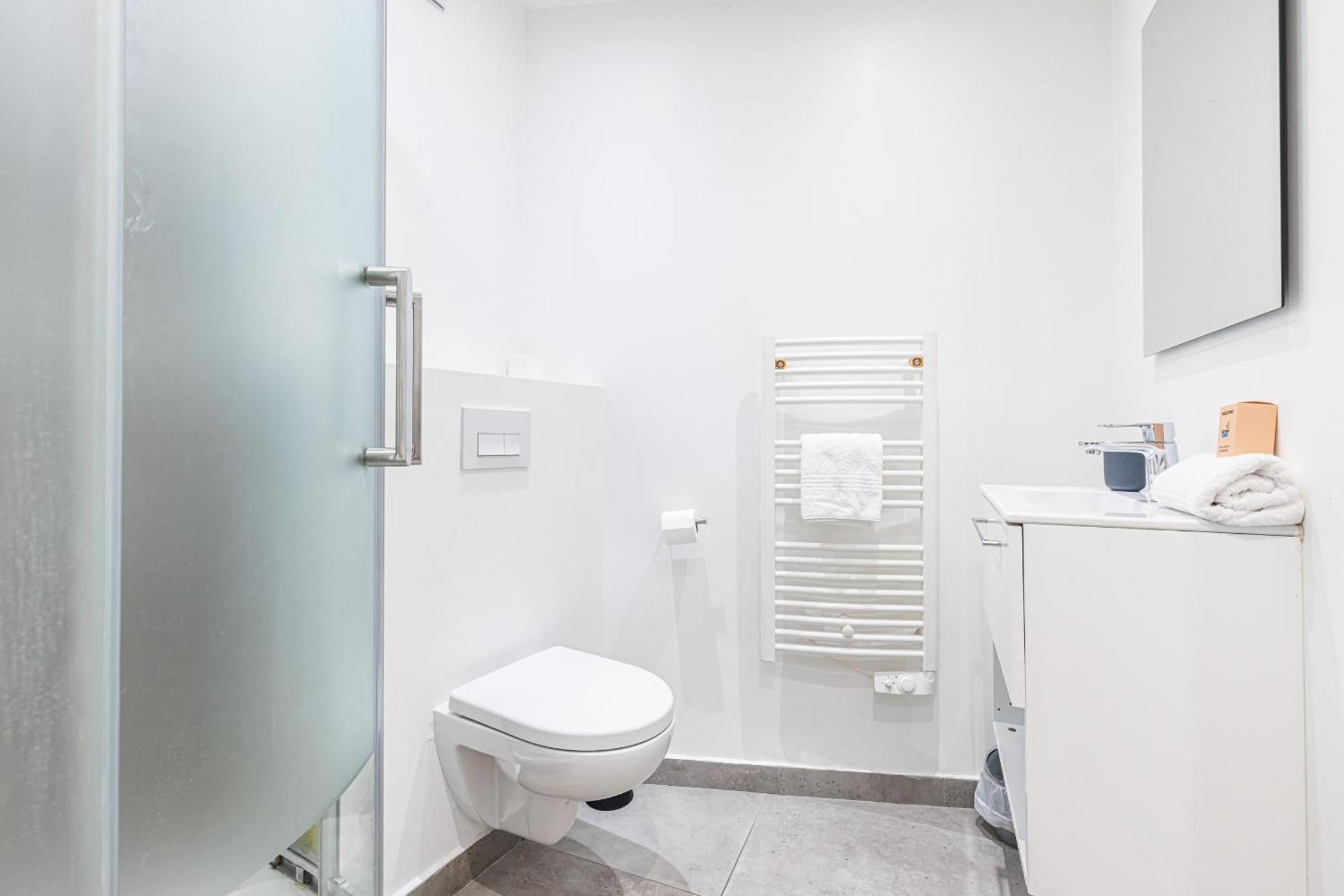 Apartment,1672636355:JPEG