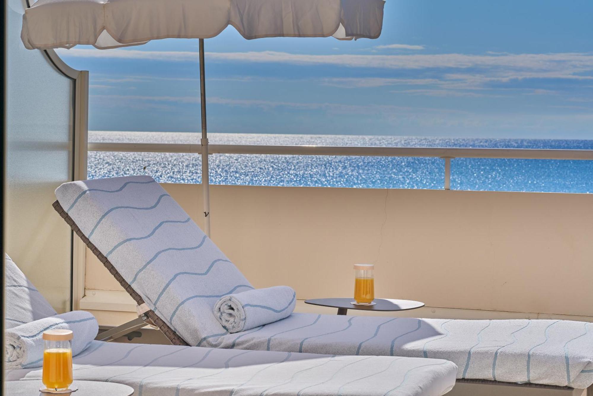 Chambre Double de Luxe avec Terrasse - Vue sur Mer