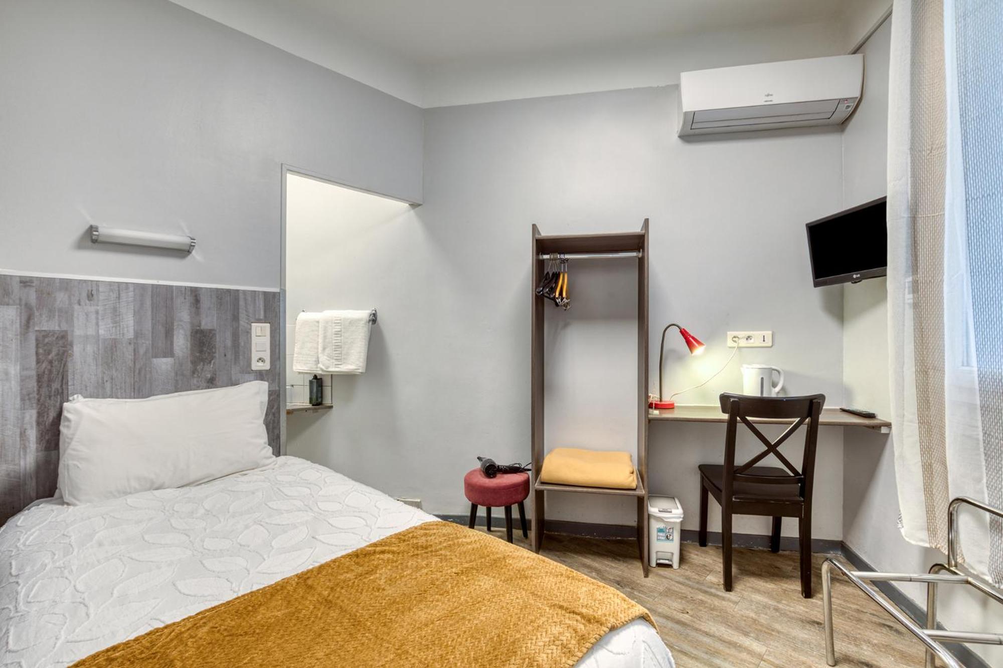 Economy Single Room