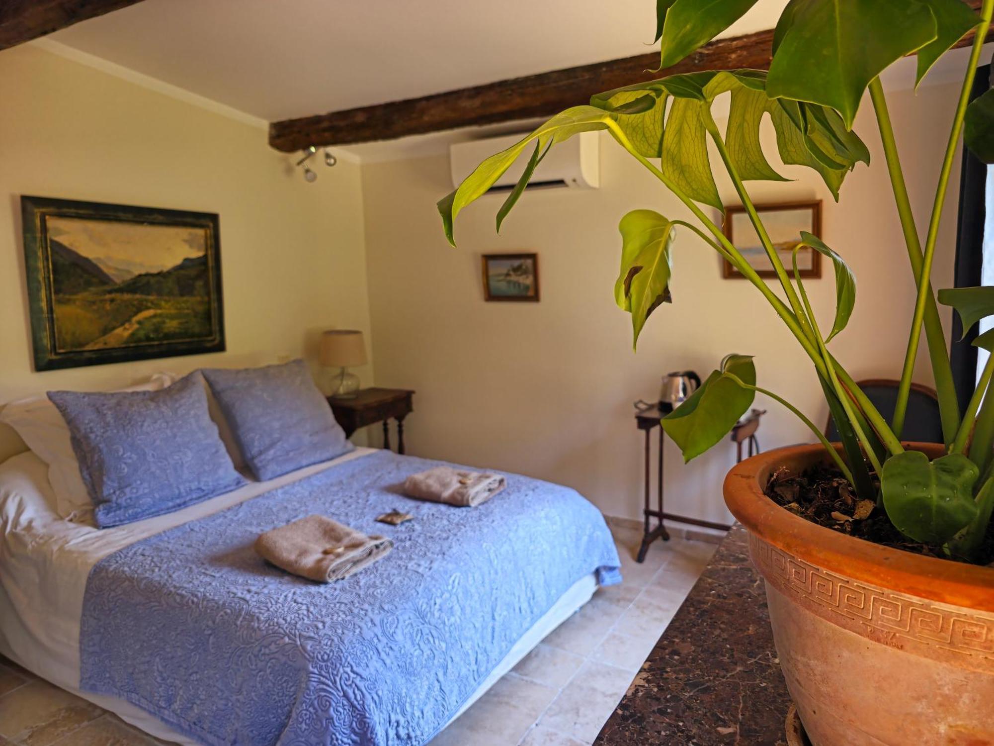 Double Room Garden View