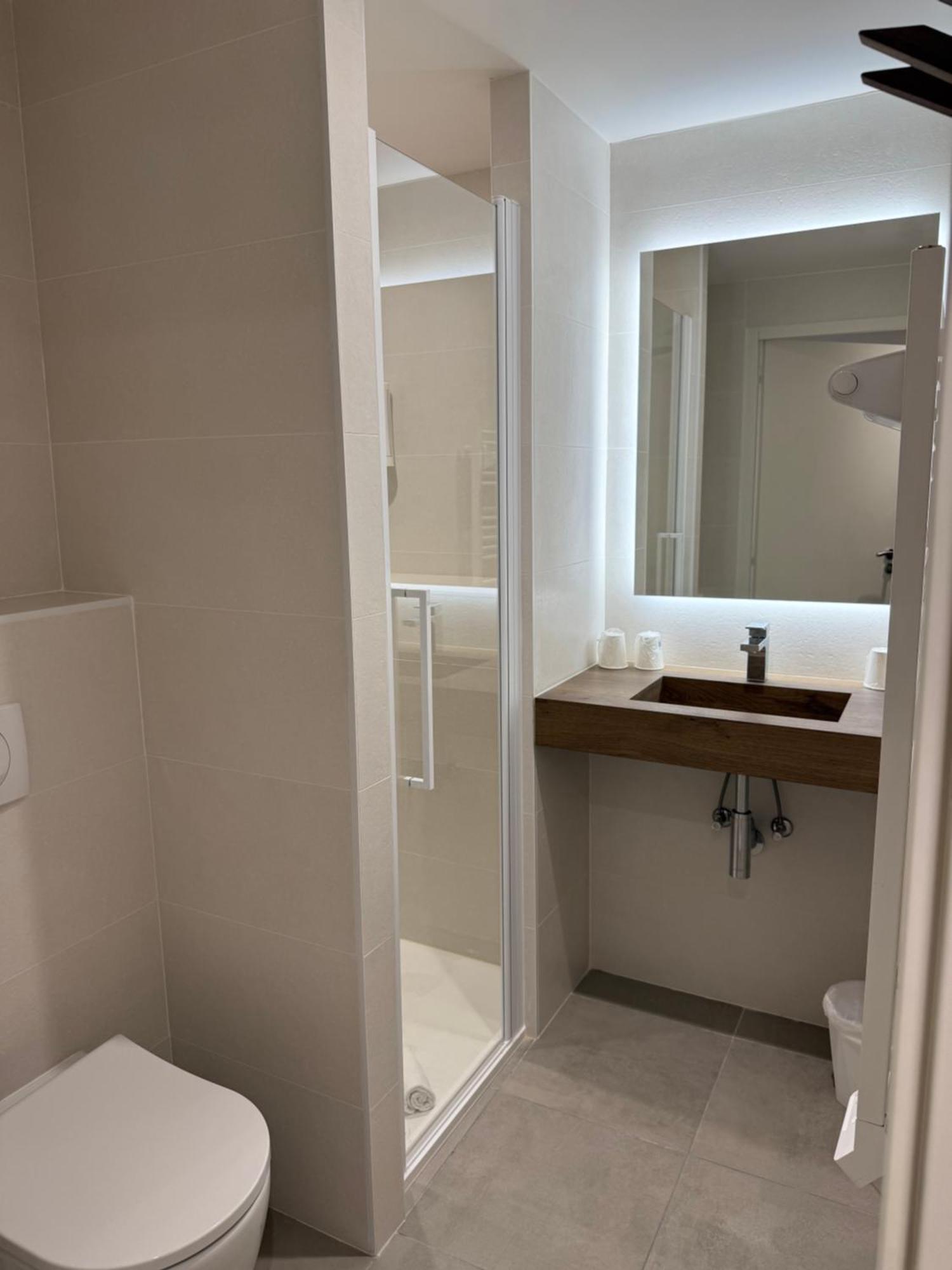 Apartamento de 2 dormitorios con vistas a la piscina