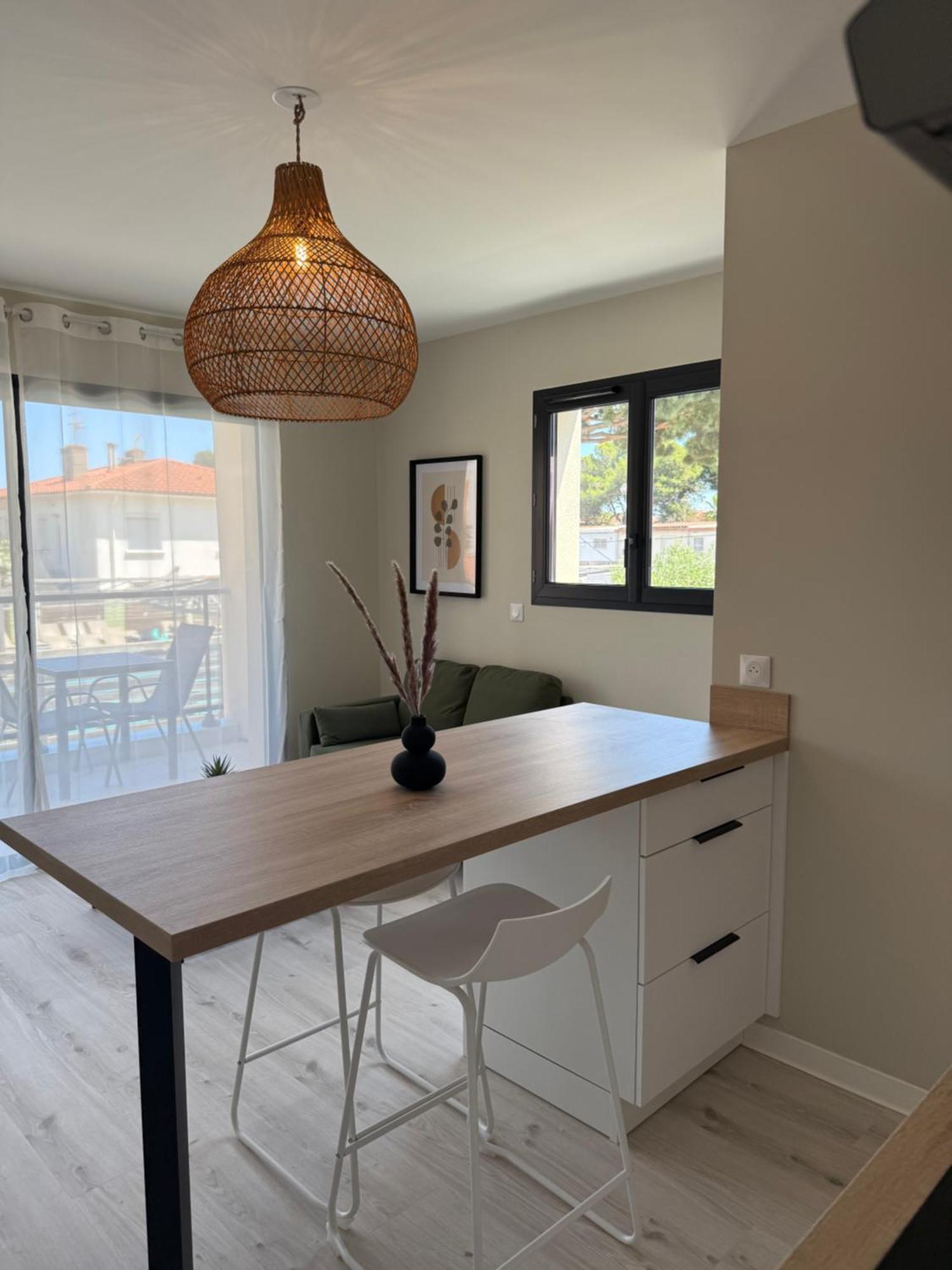 Apartamento de 1 dormitorio con vistas a la ciudad