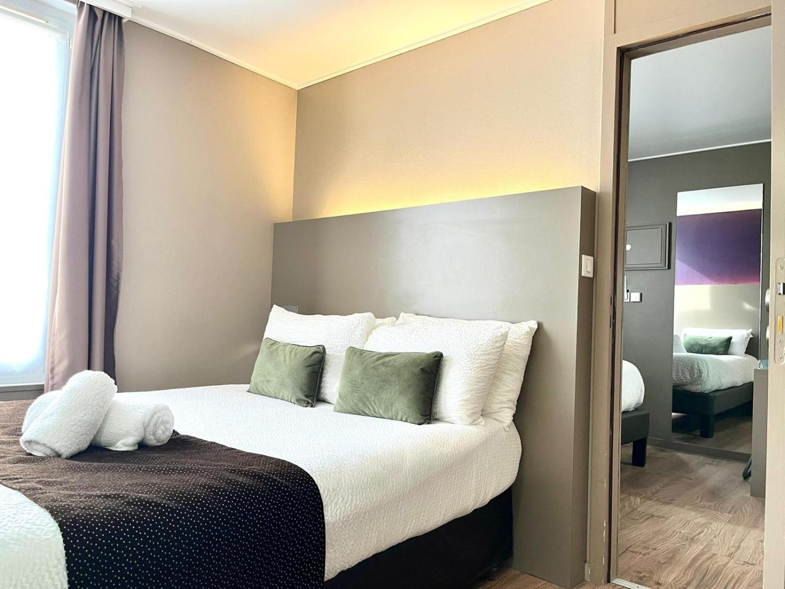 Connecting Triple Room