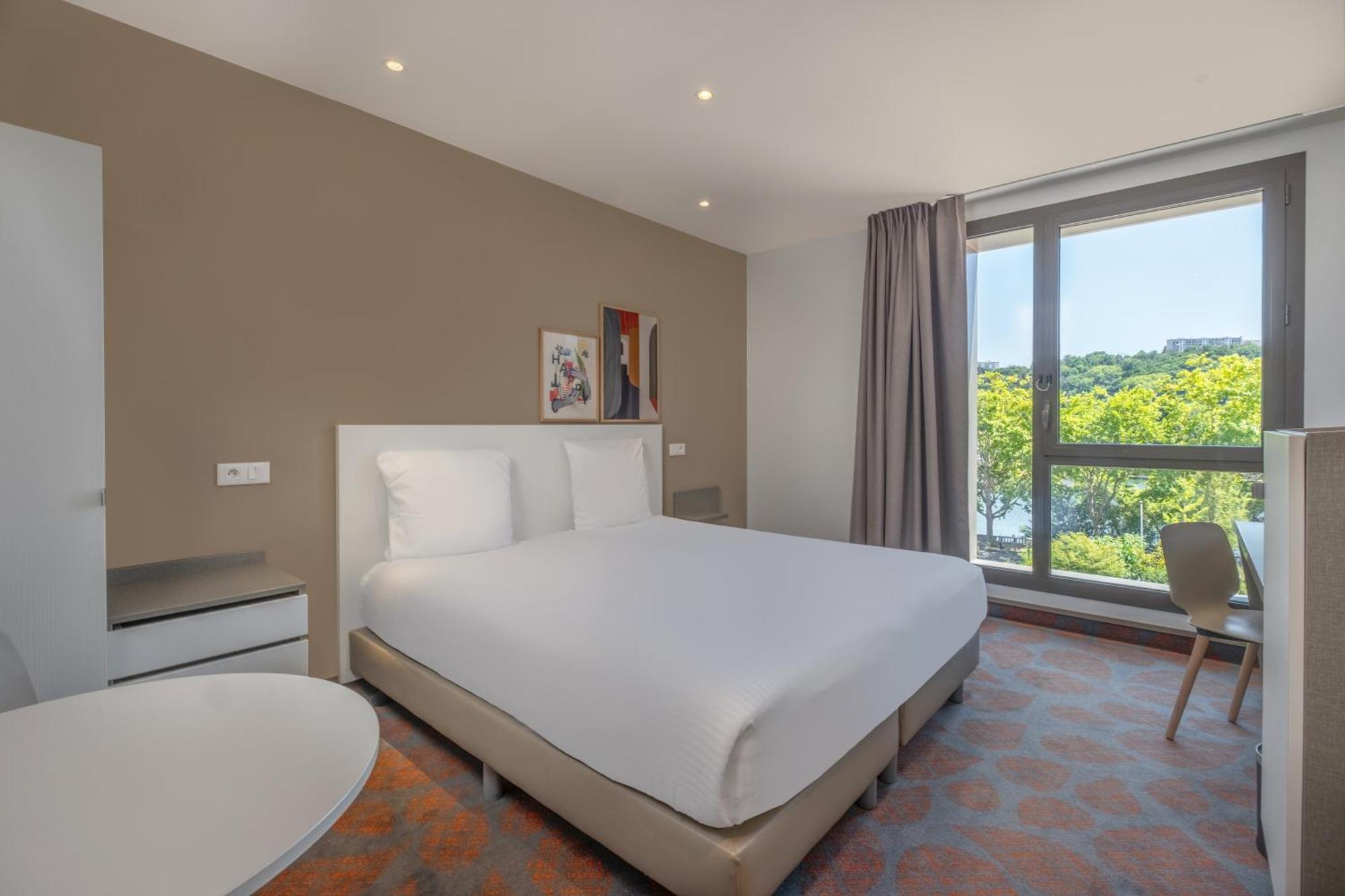 King Room River View