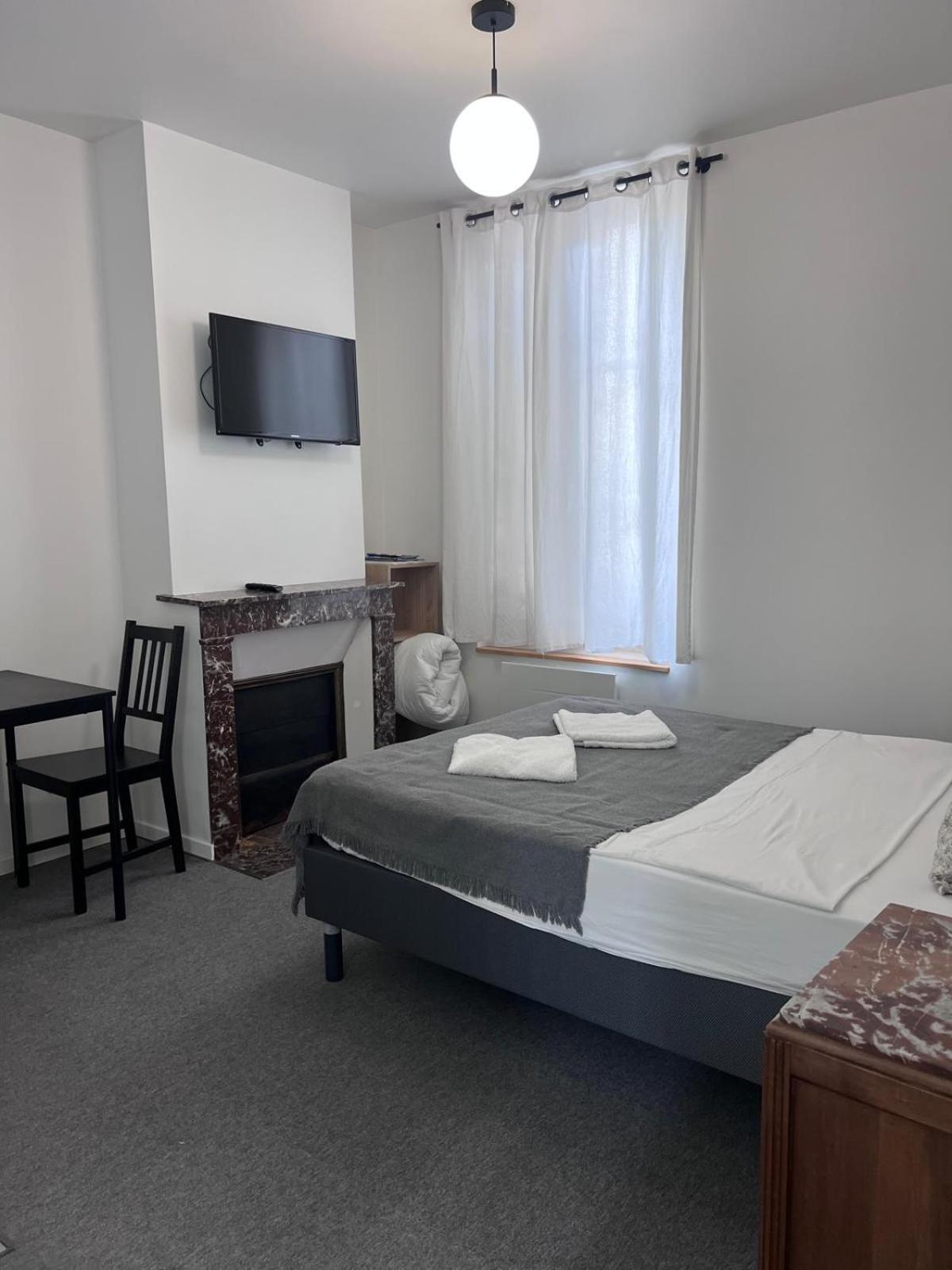 Double Room Private Bathroom