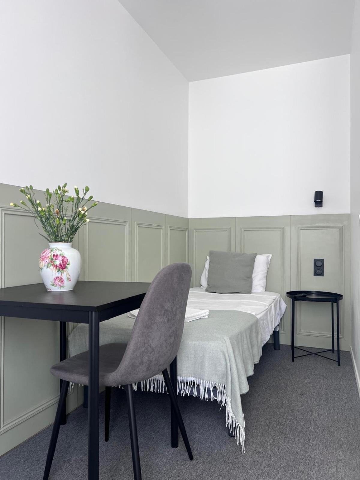Single Room Private Bathroom